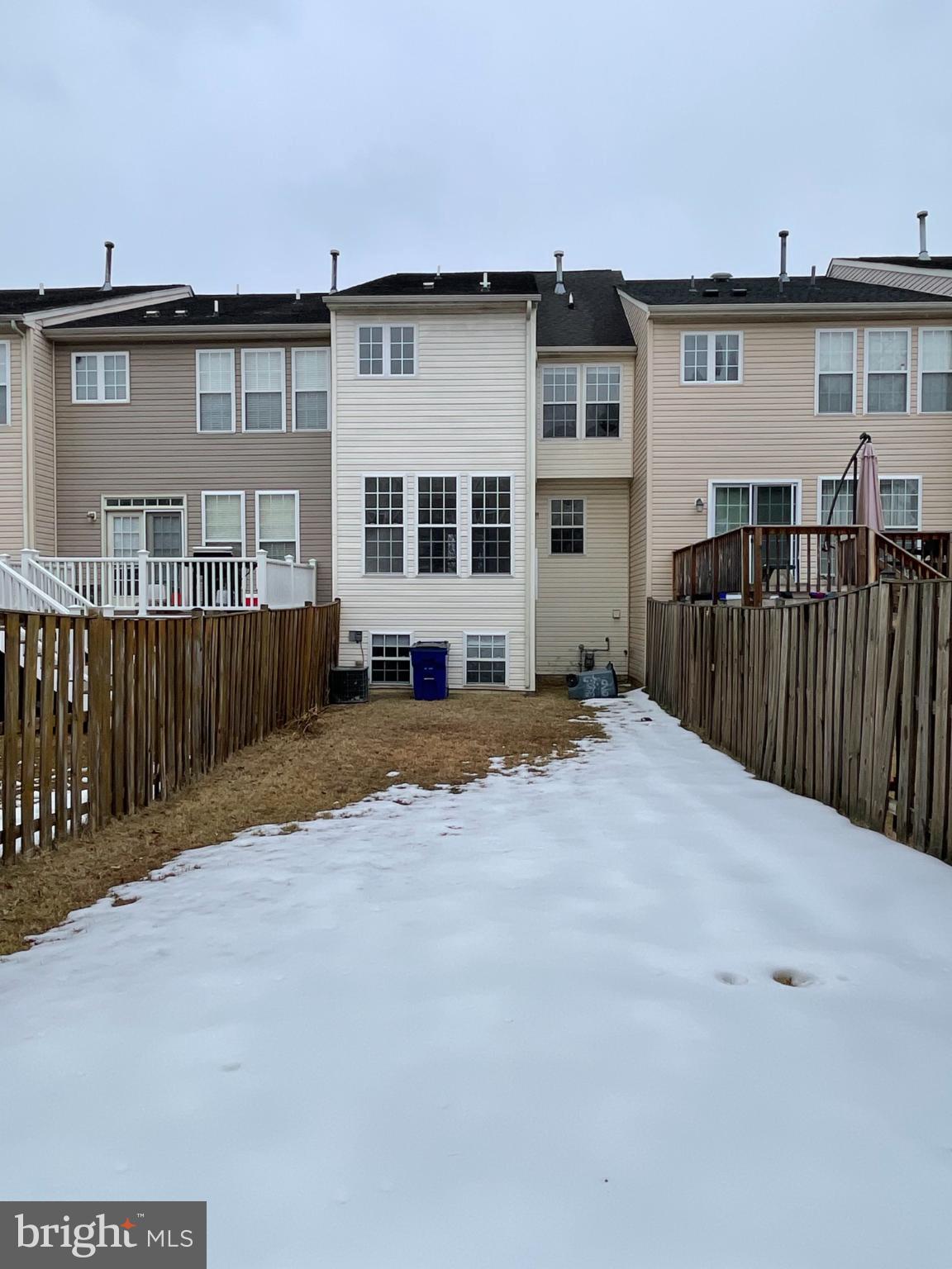 GALYN MANOR - Residential