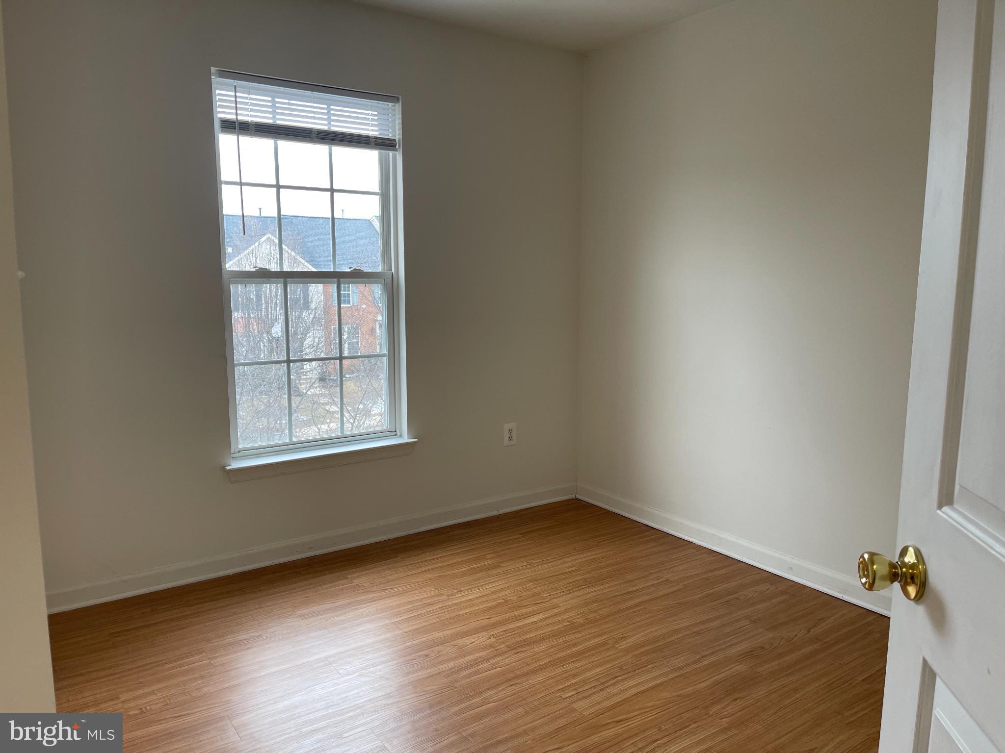 GALYN MANOR - Residential