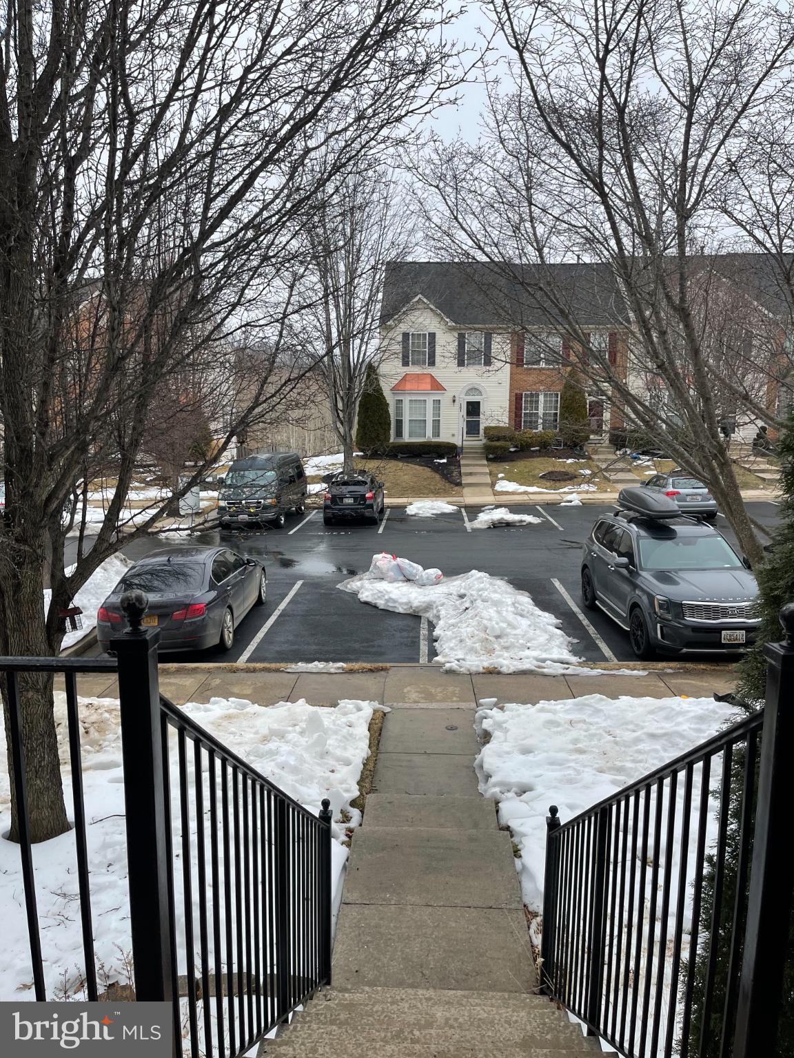 GALYN MANOR - Residential