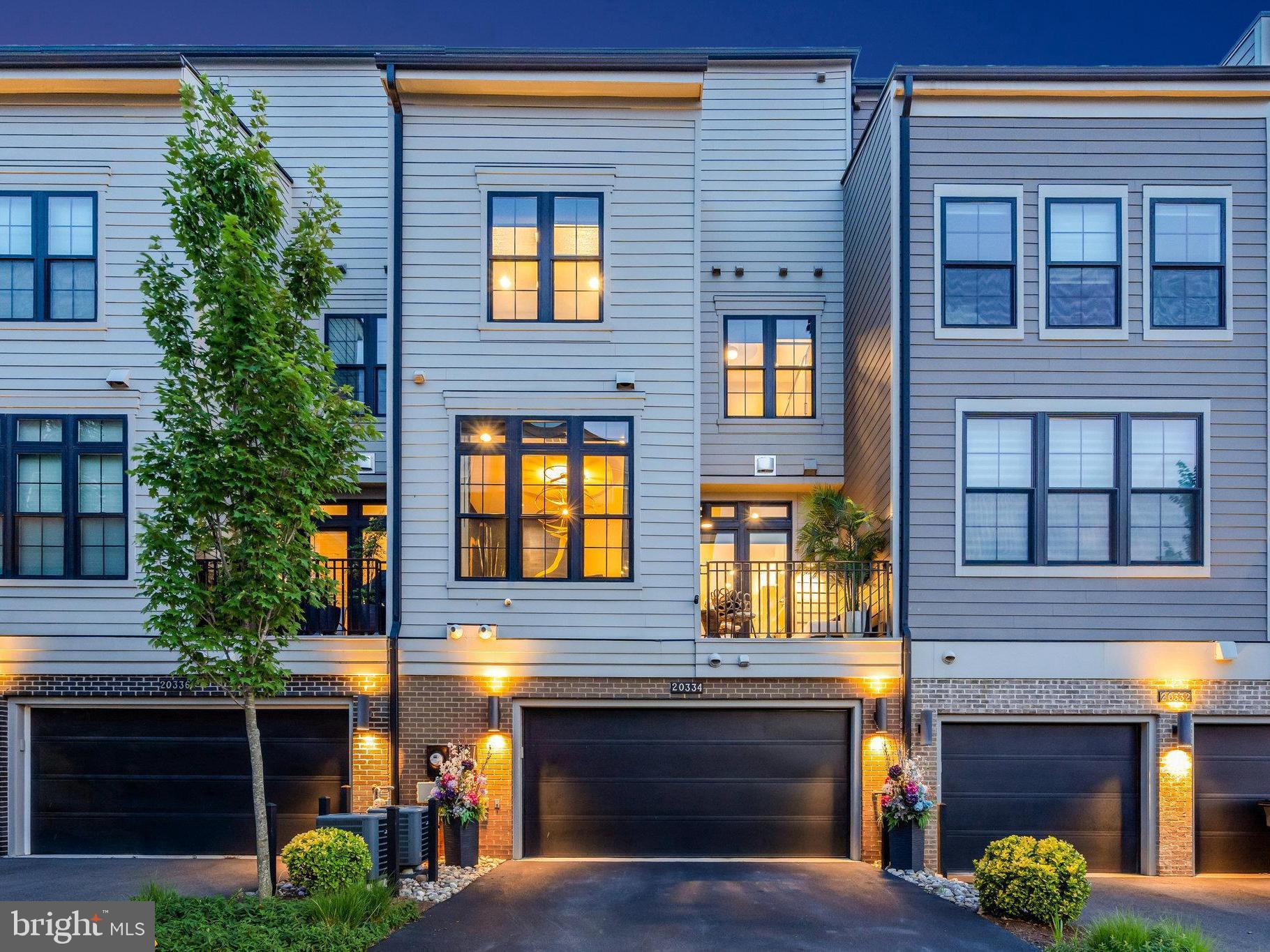 ONE LOUDOUN - Residential