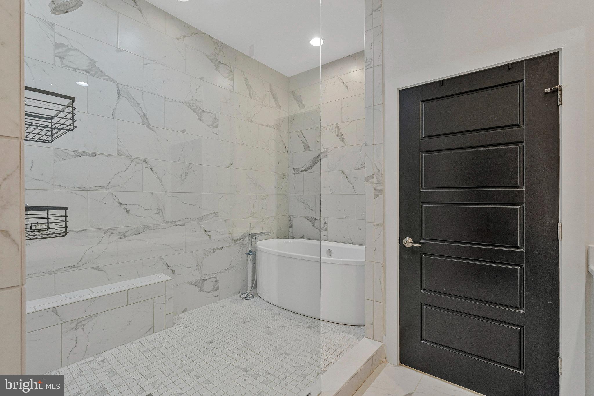 ONE LOUDOUN - Residential