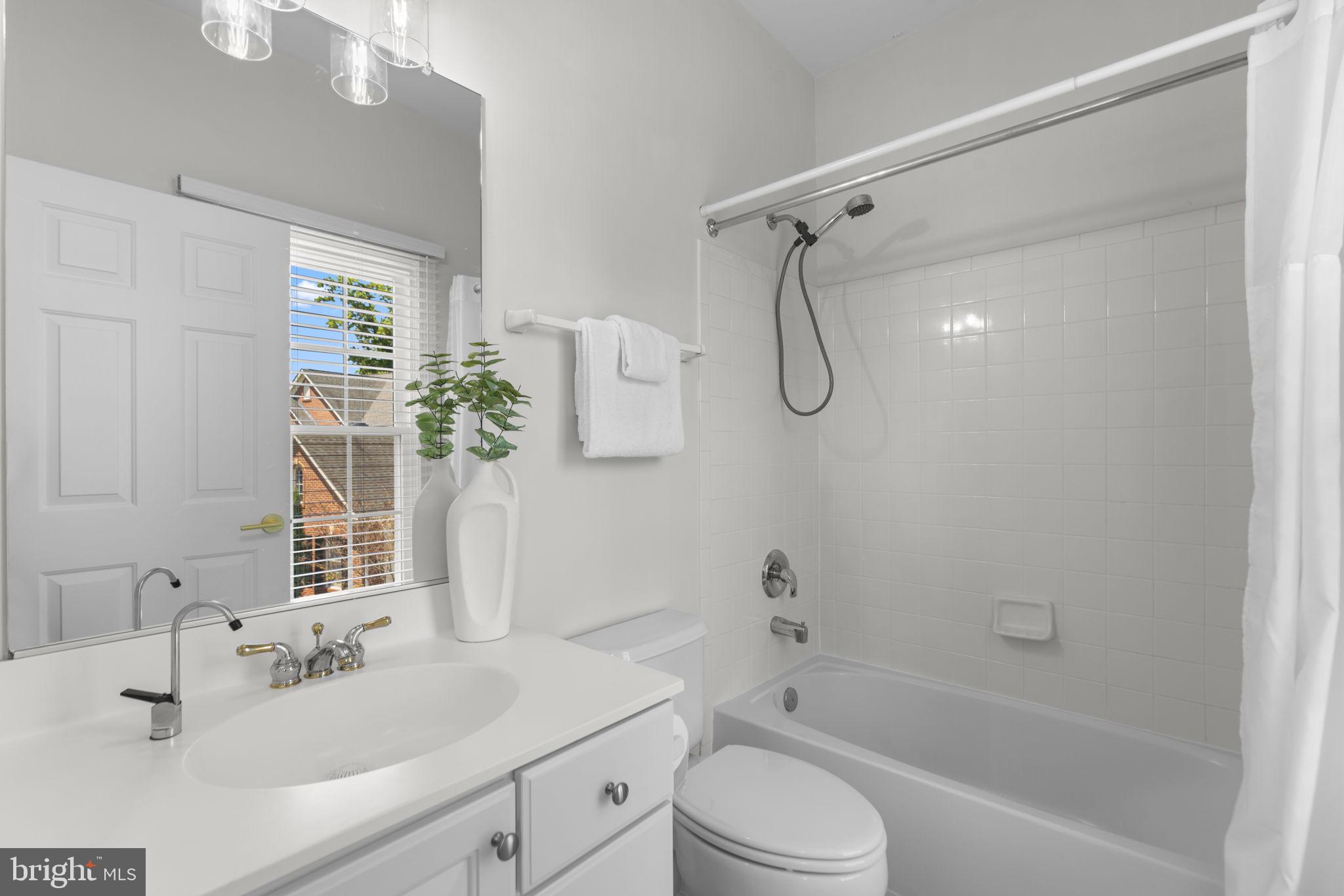GAITHER HUNT - Residential