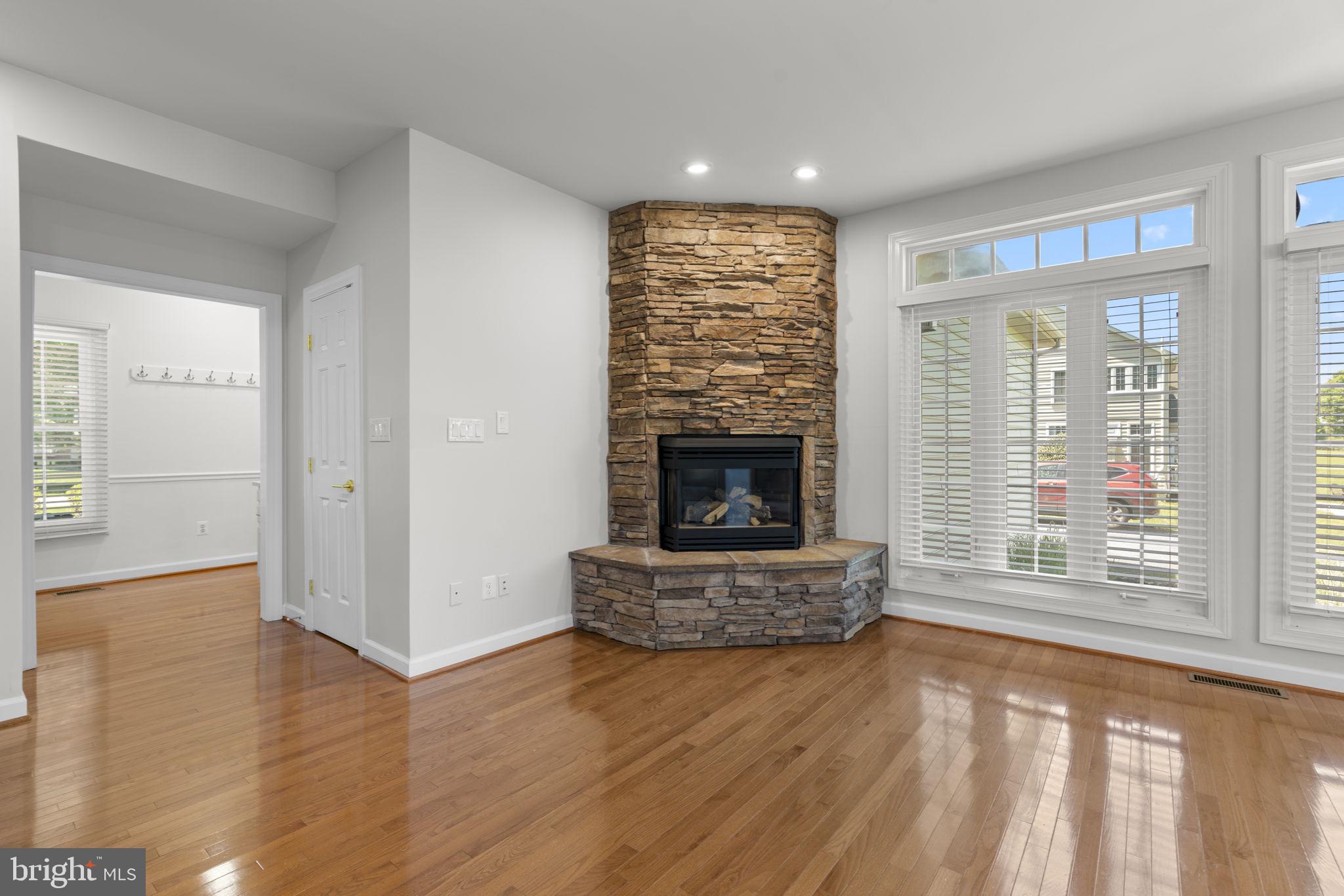 GAITHER HUNT - Residential