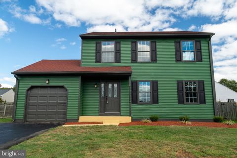 Photo of 233 Romeo Drive, NEW CASTLE, DE 19720 (MLS # DENC2090398)