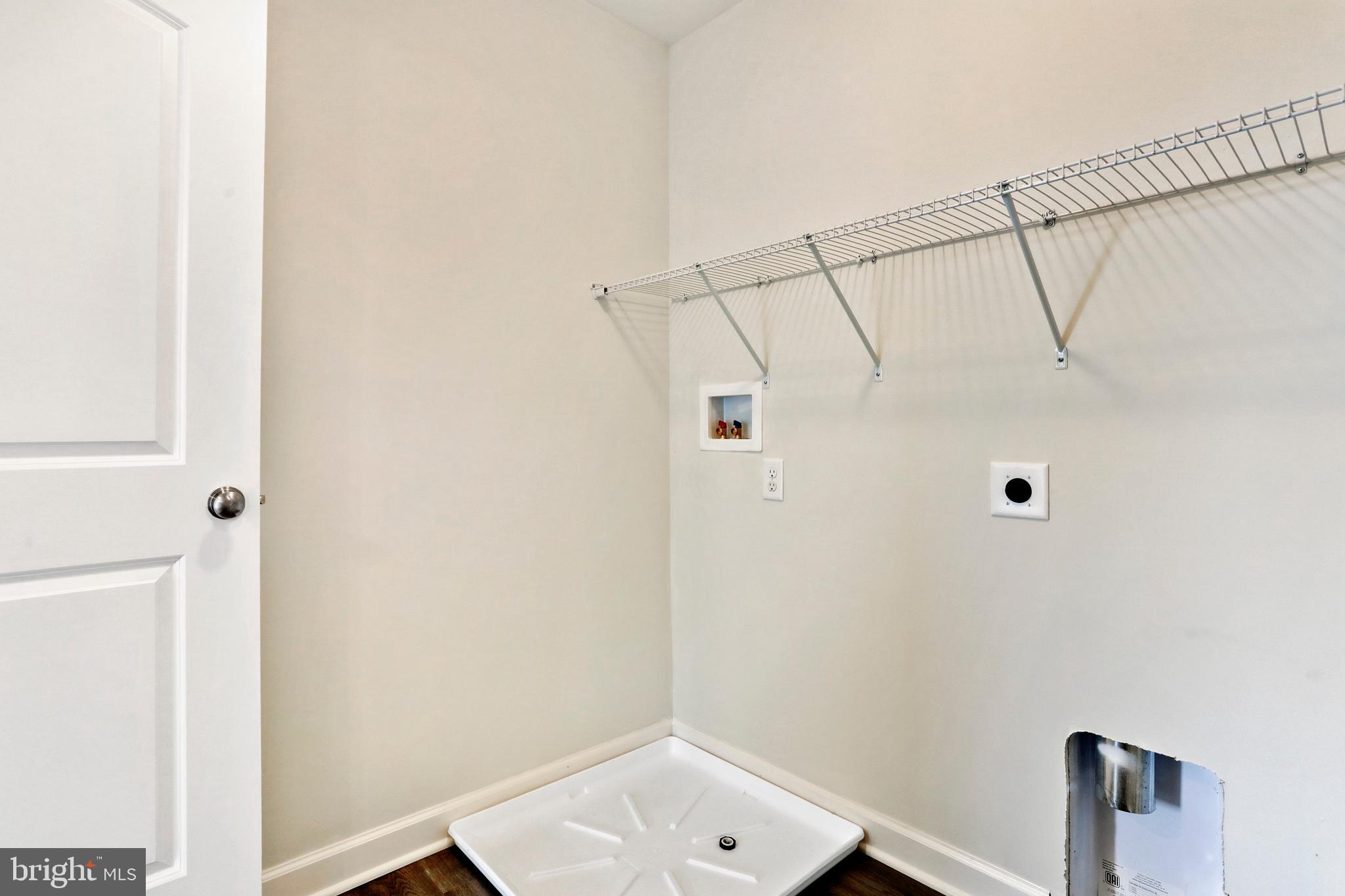 MIDDLE CREEK VISTAS - Residential