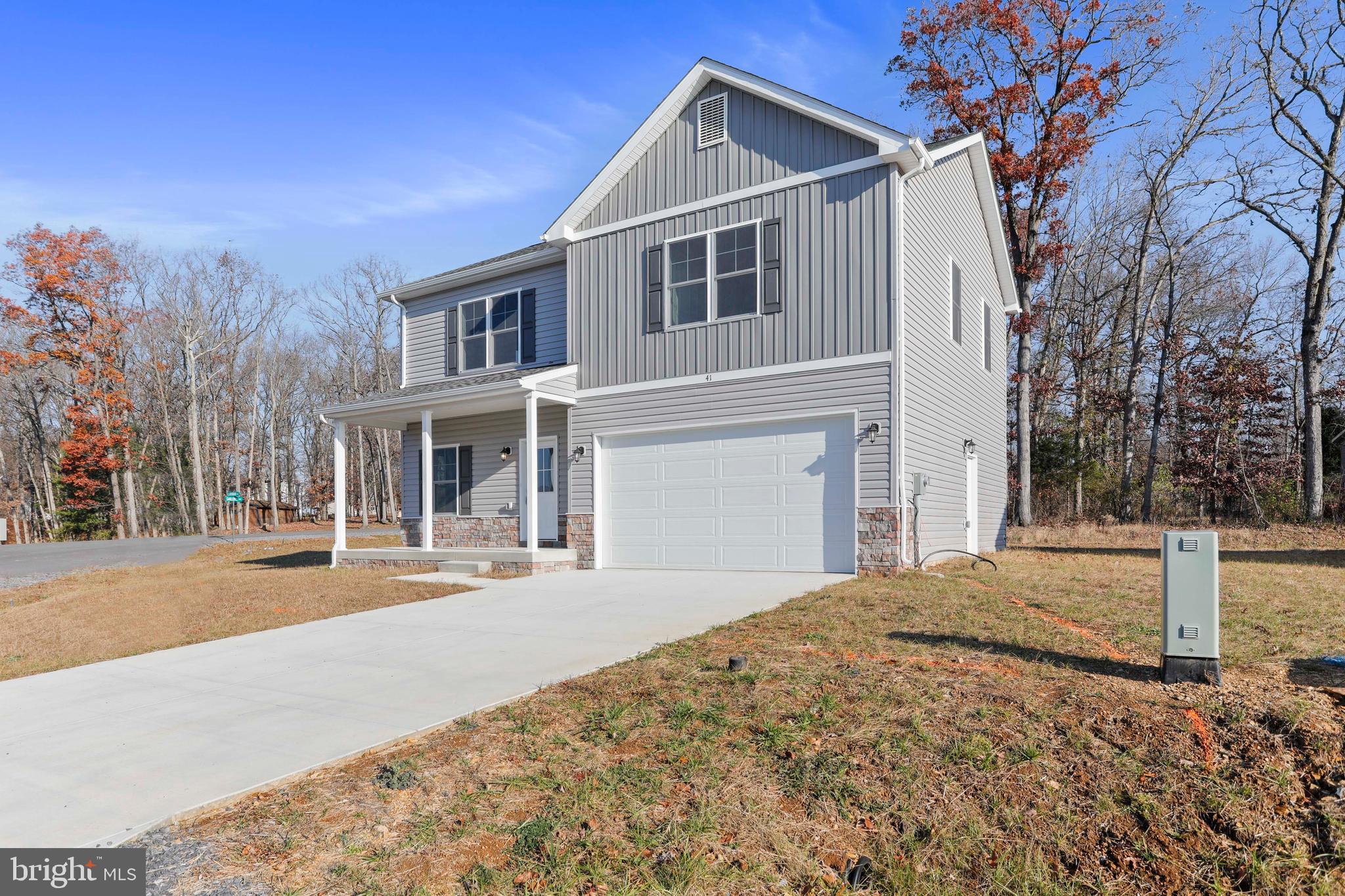 MIDDLE CREEK VISTAS - Residential