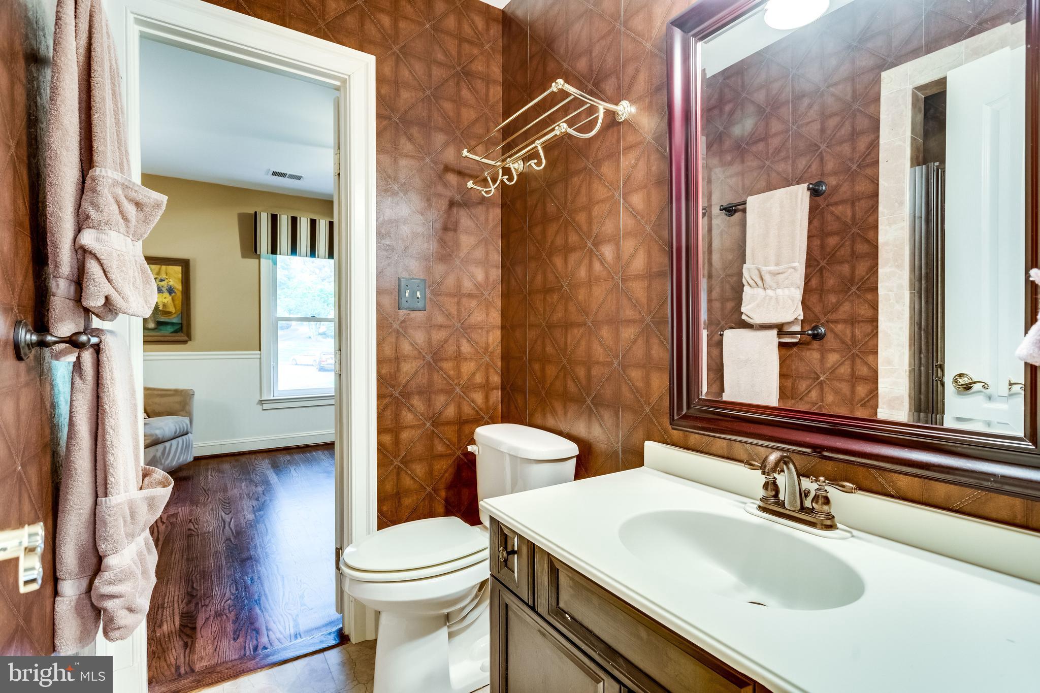 DOGWOOD KNOLLS - Residential