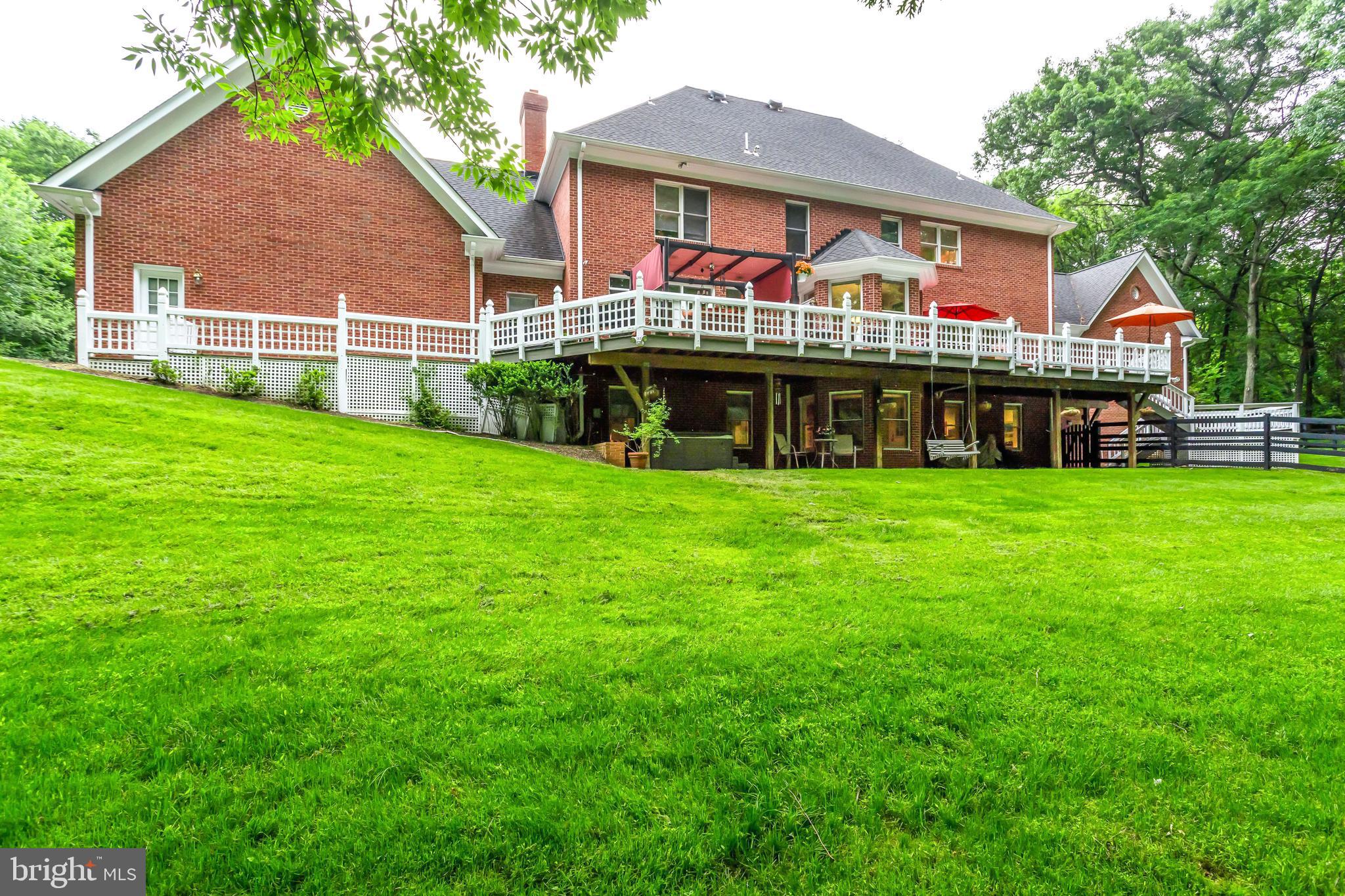 DOGWOOD KNOLLS - Residential