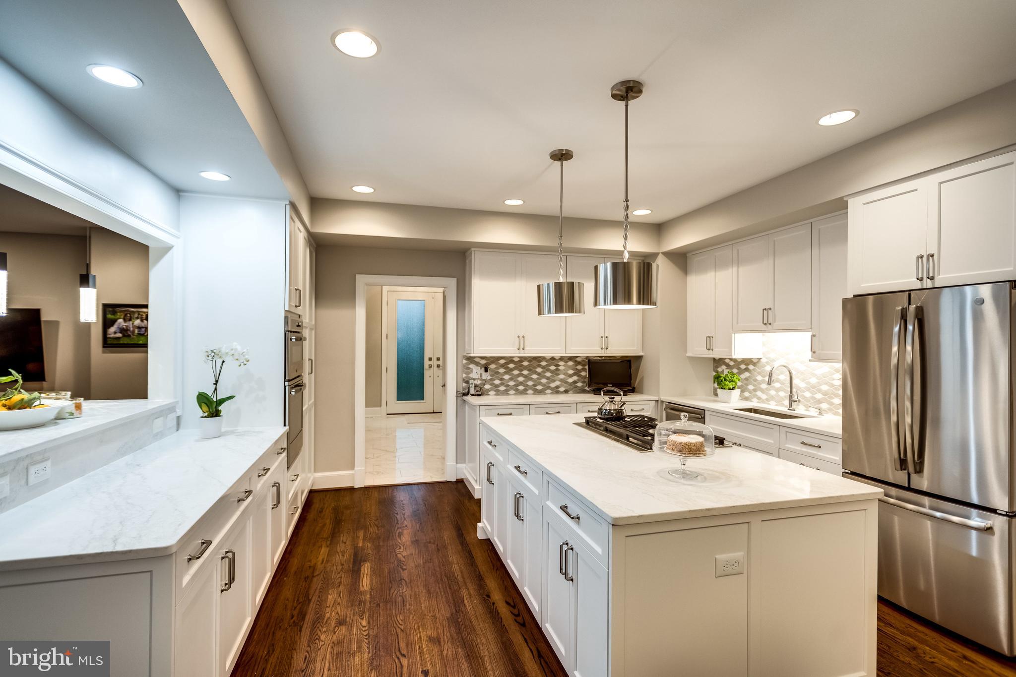 DOGWOOD KNOLLS - Residential