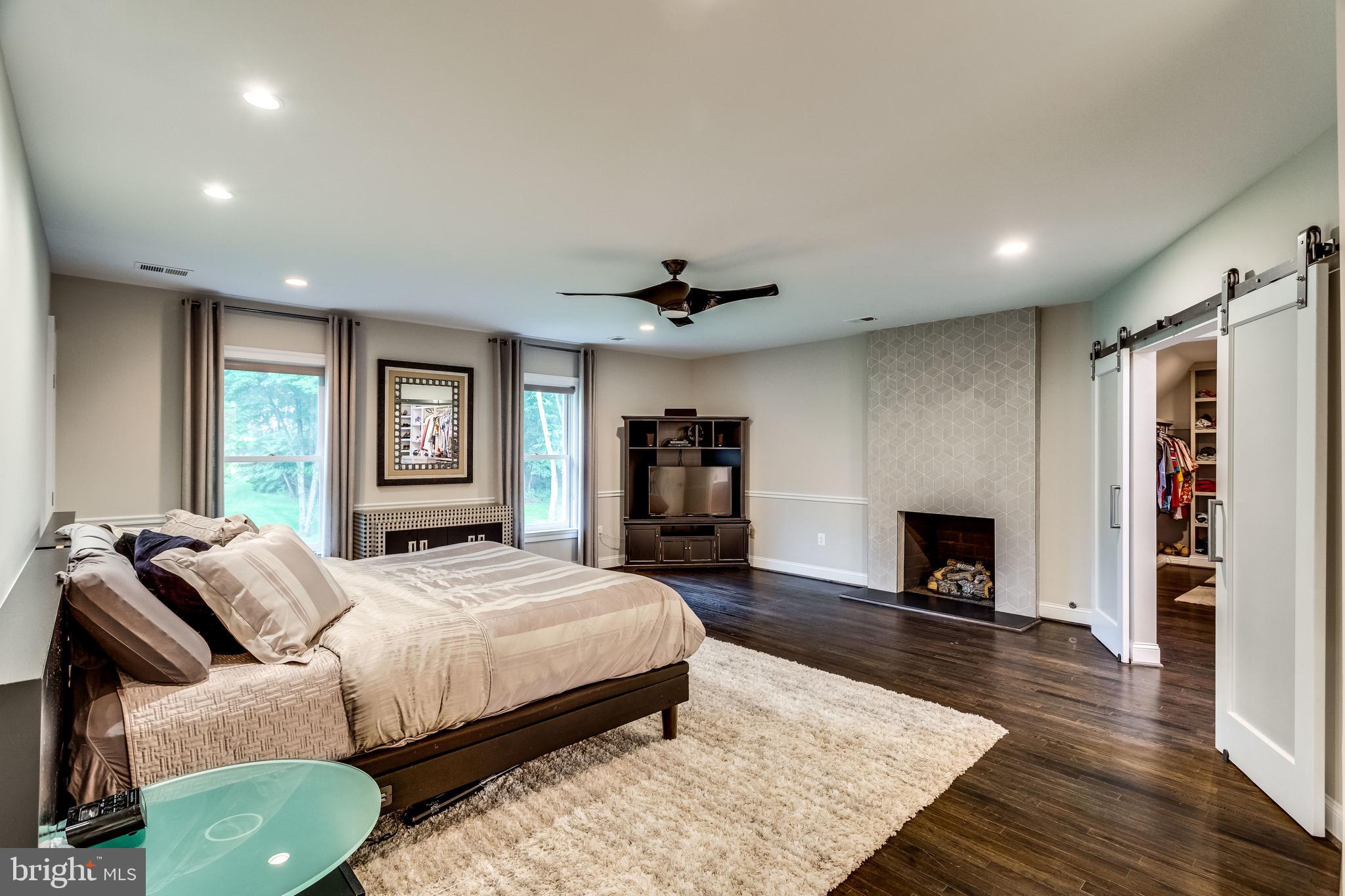 DOGWOOD KNOLLS - Residential