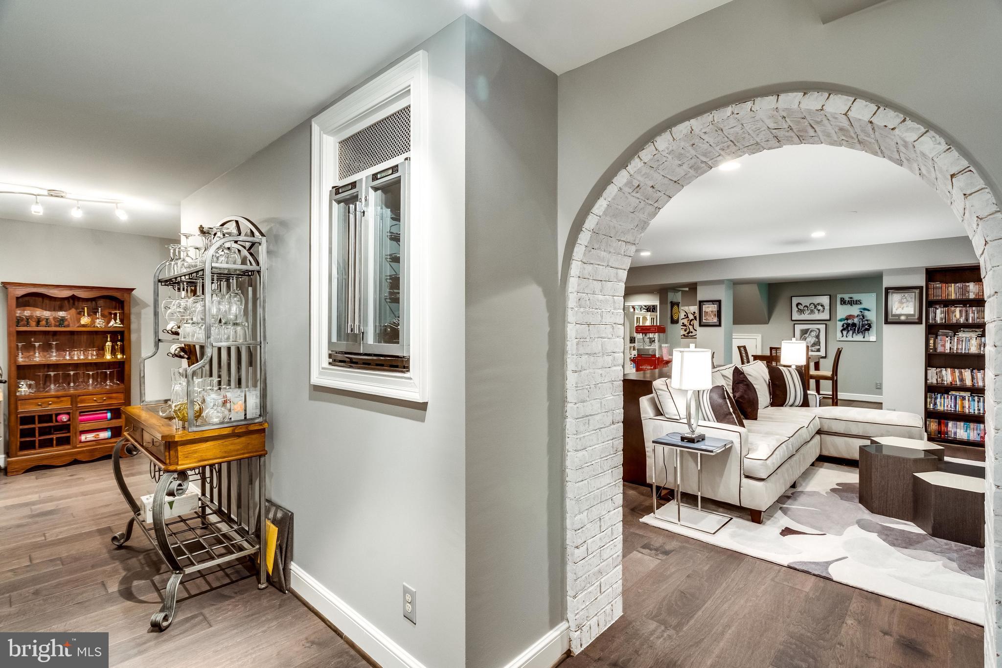 DOGWOOD KNOLLS - Residential