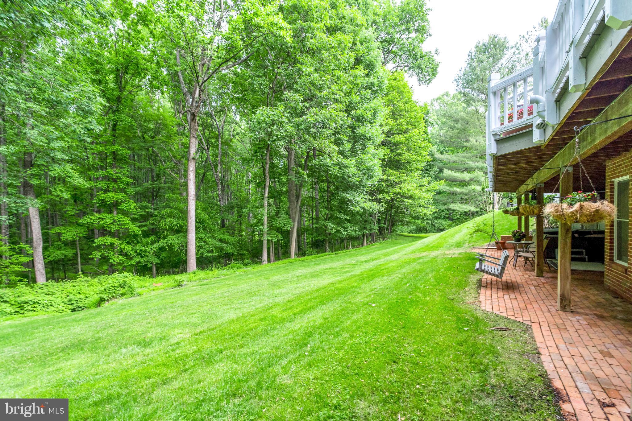 DOGWOOD KNOLLS - Residential