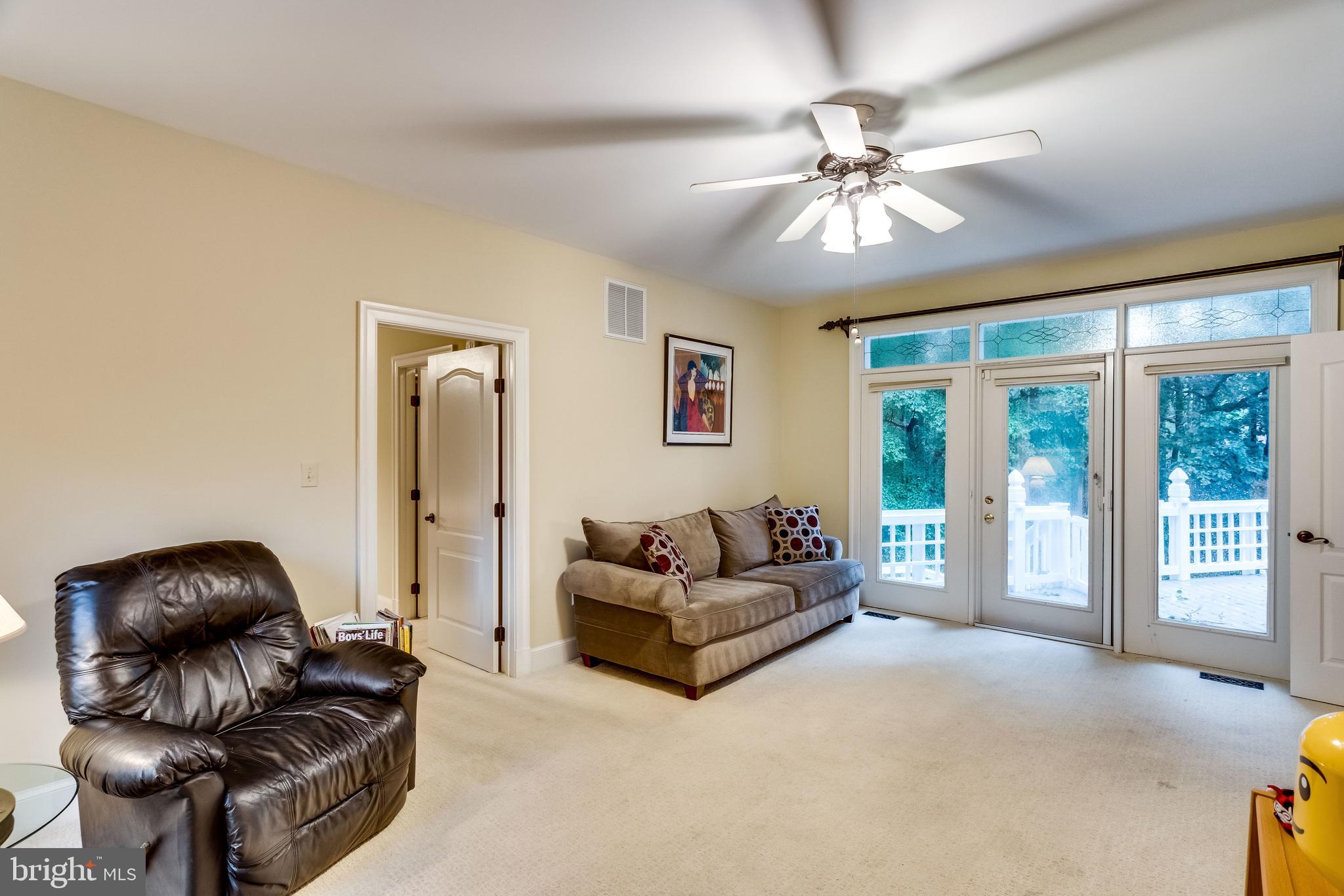 DOGWOOD KNOLLS - Residential