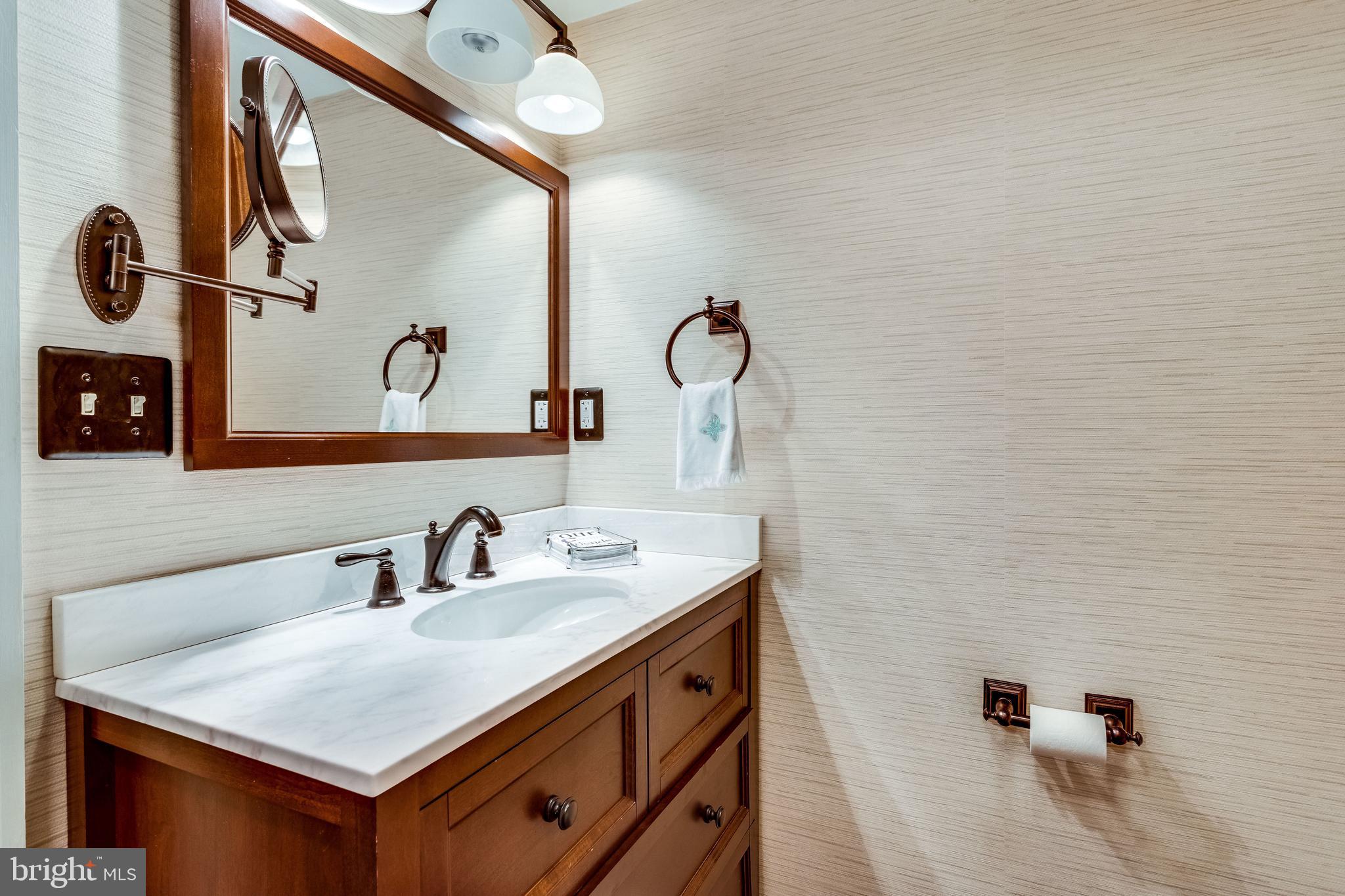 DOGWOOD KNOLLS - Residential