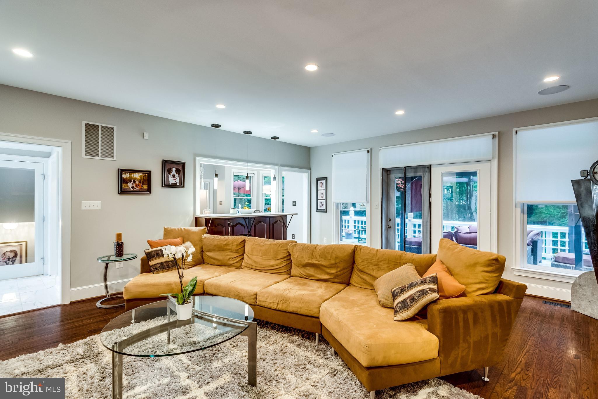 DOGWOOD KNOLLS - Residential