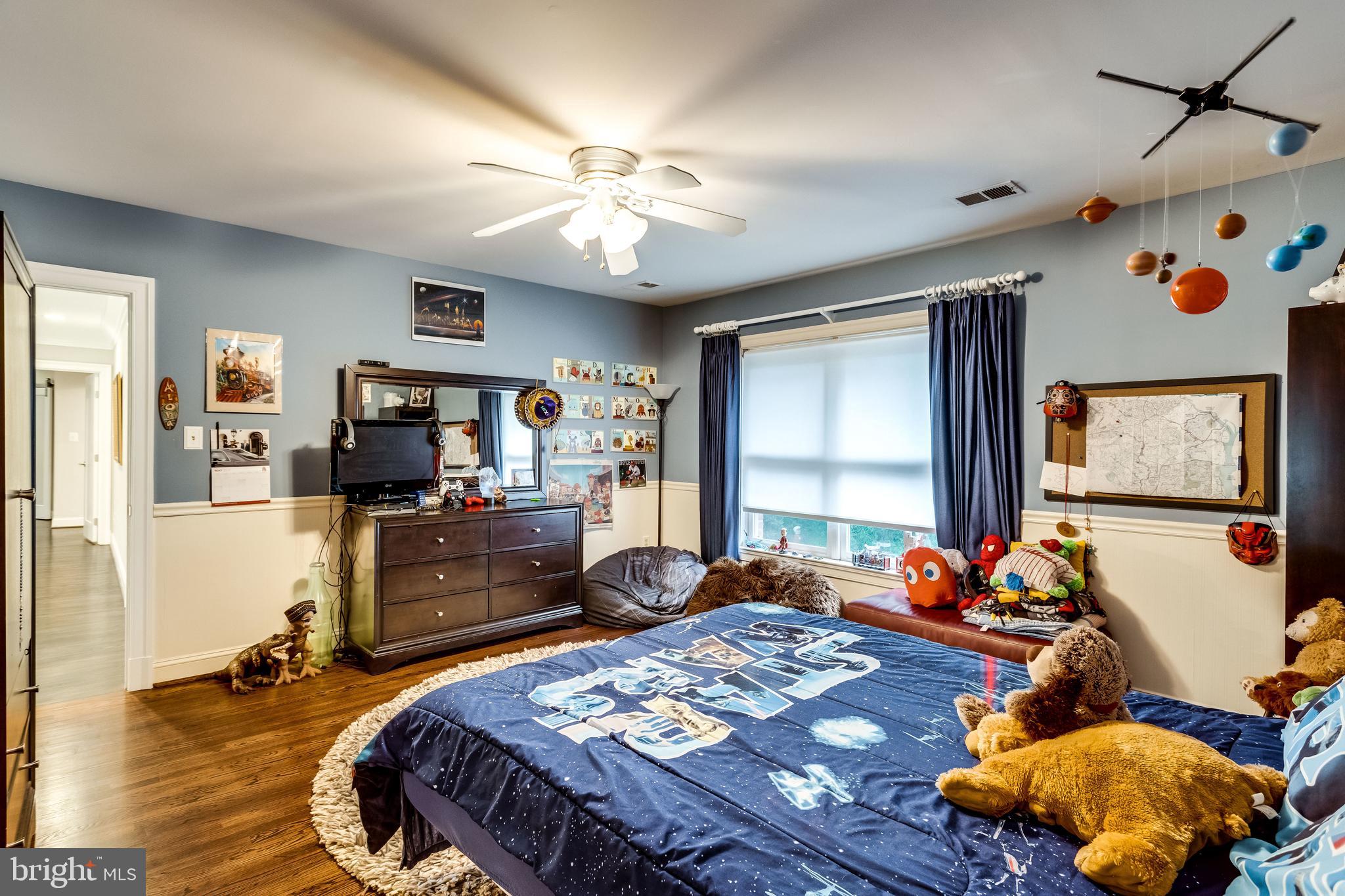 DOGWOOD KNOLLS - Residential