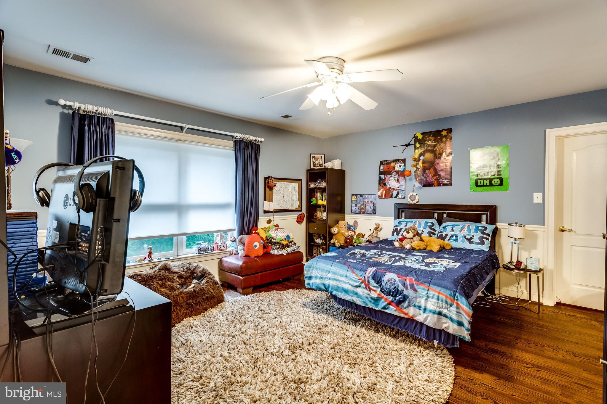 DOGWOOD KNOLLS - Residential