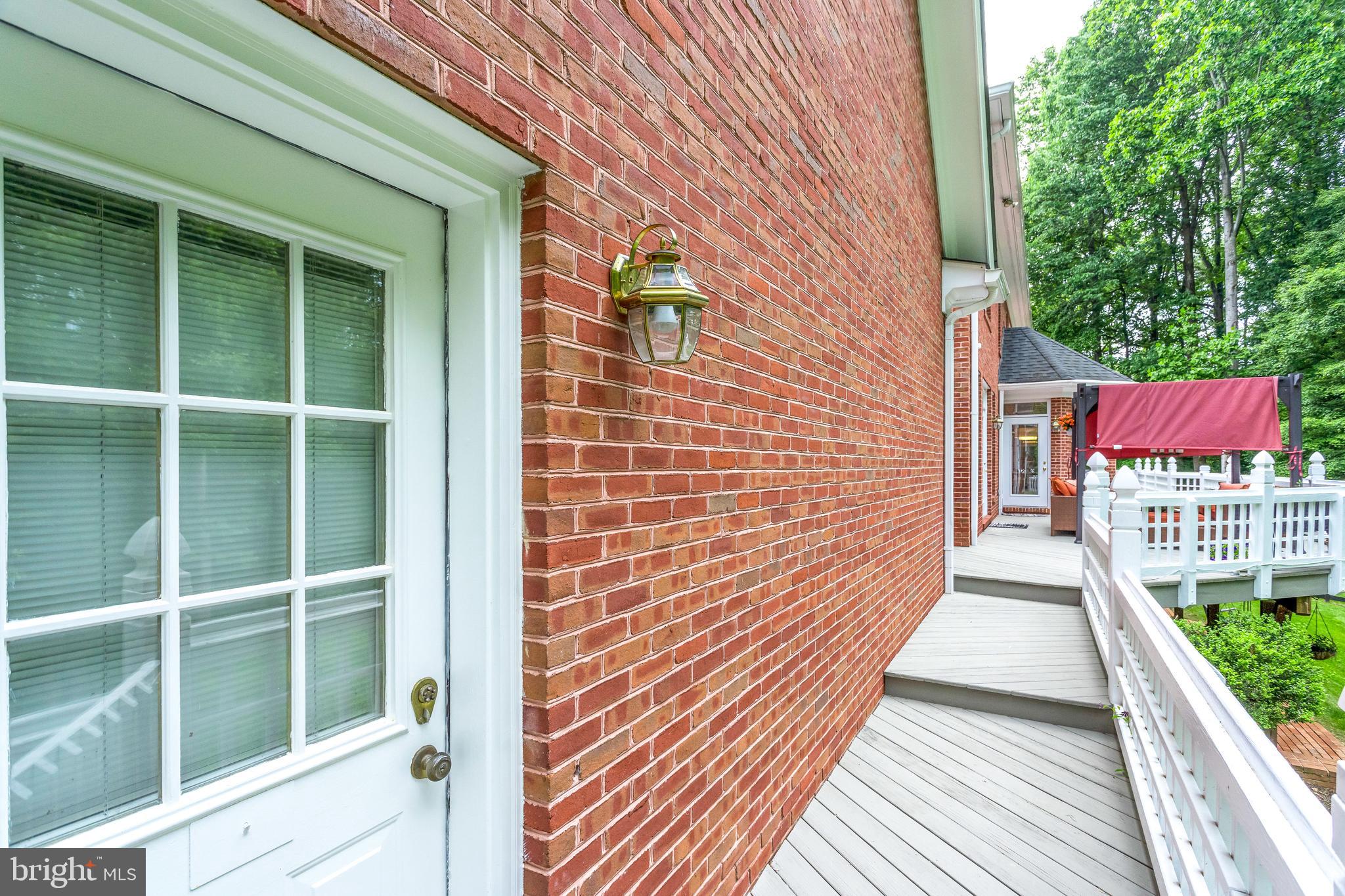 DOGWOOD KNOLLS - Residential