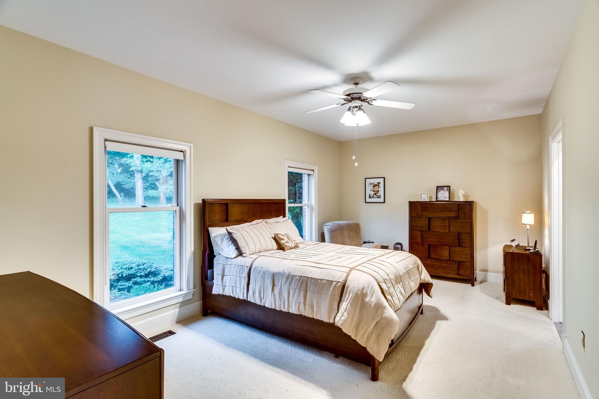 DOGWOOD KNOLLS - Residential