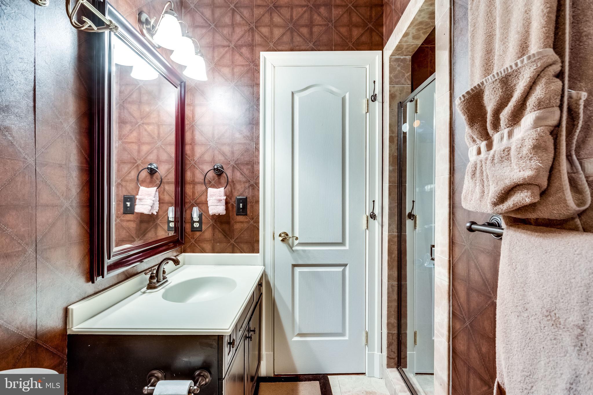 DOGWOOD KNOLLS - Residential