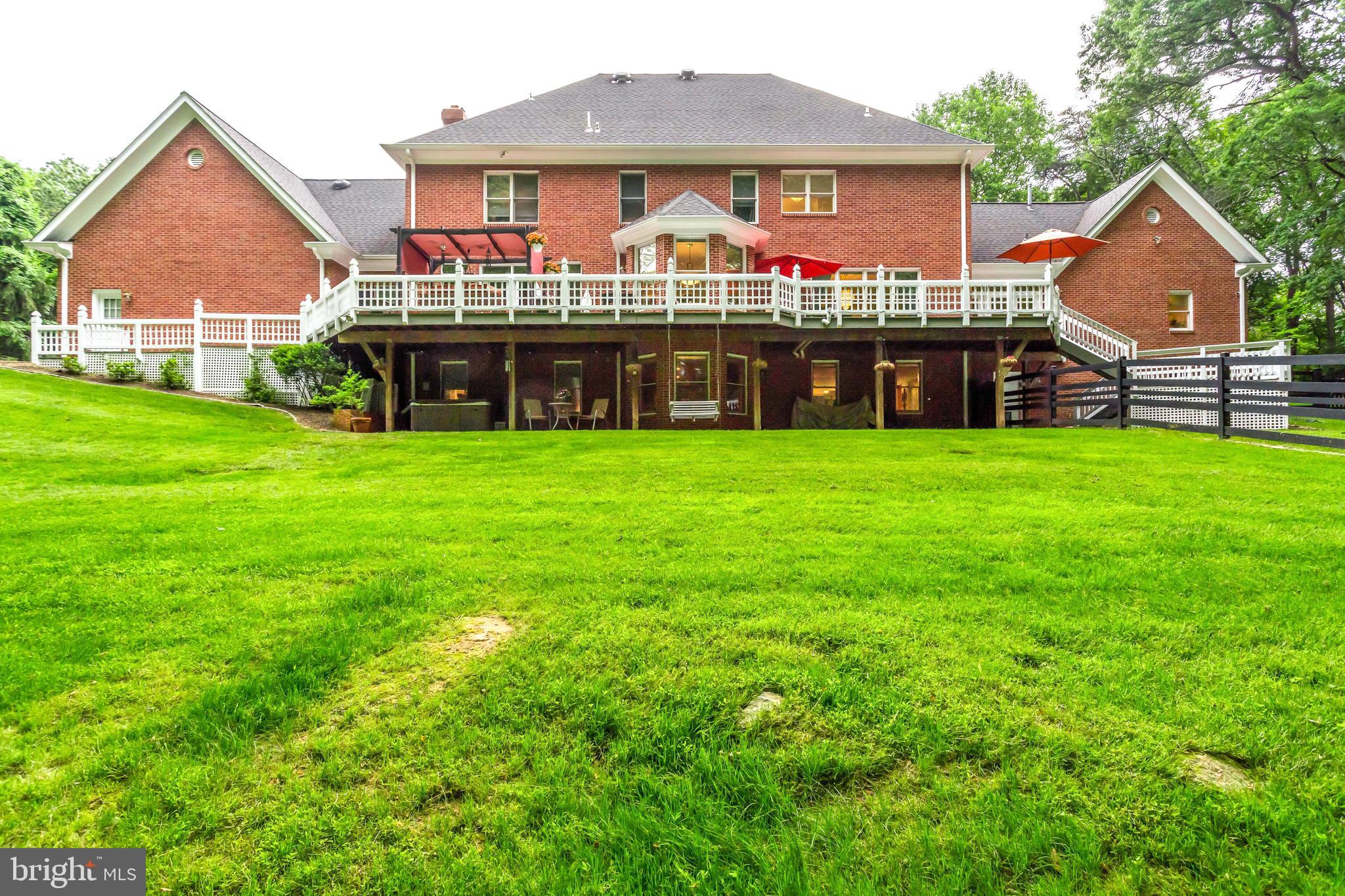 DOGWOOD KNOLLS - Residential