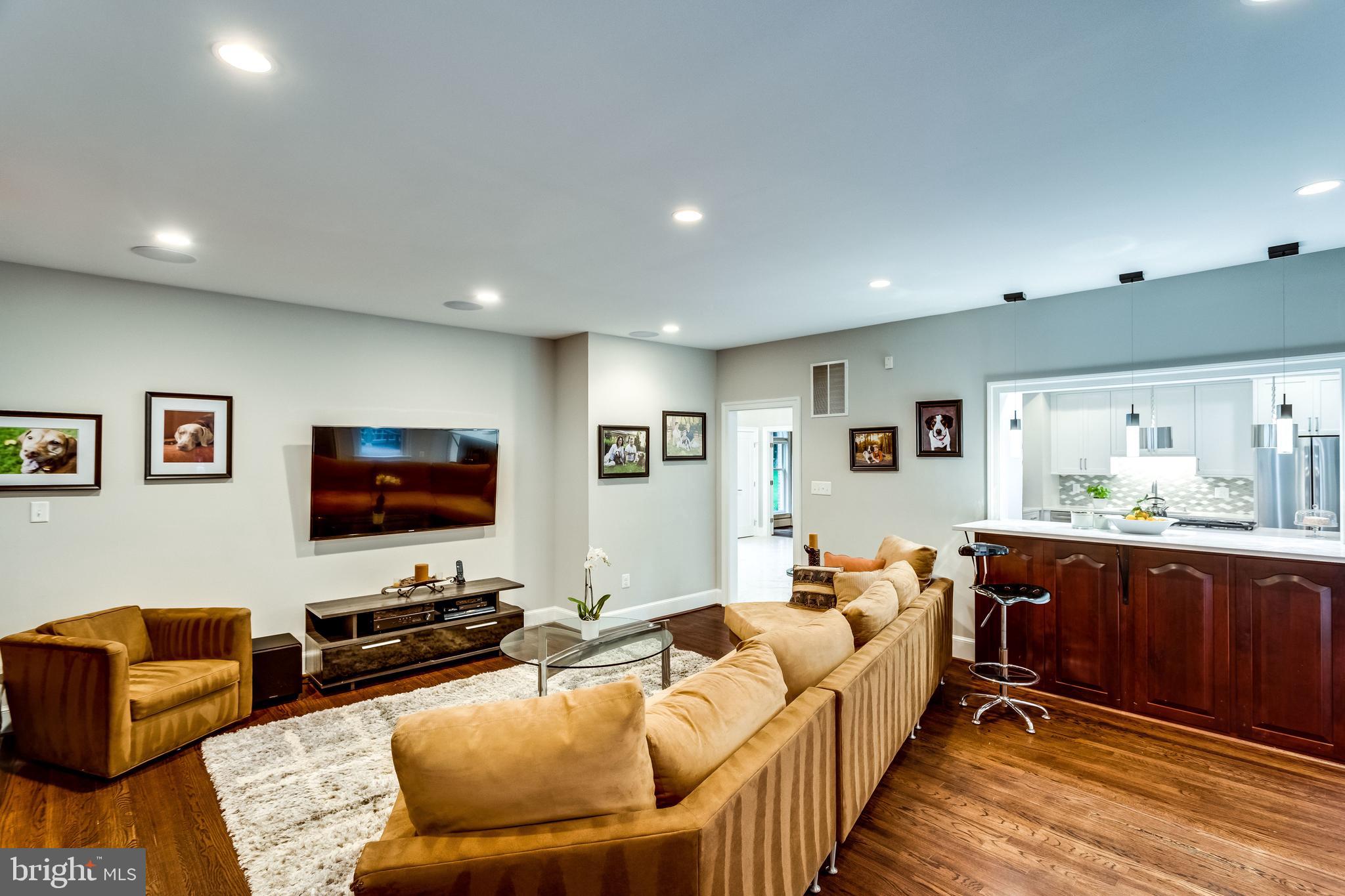 DOGWOOD KNOLLS - Residential