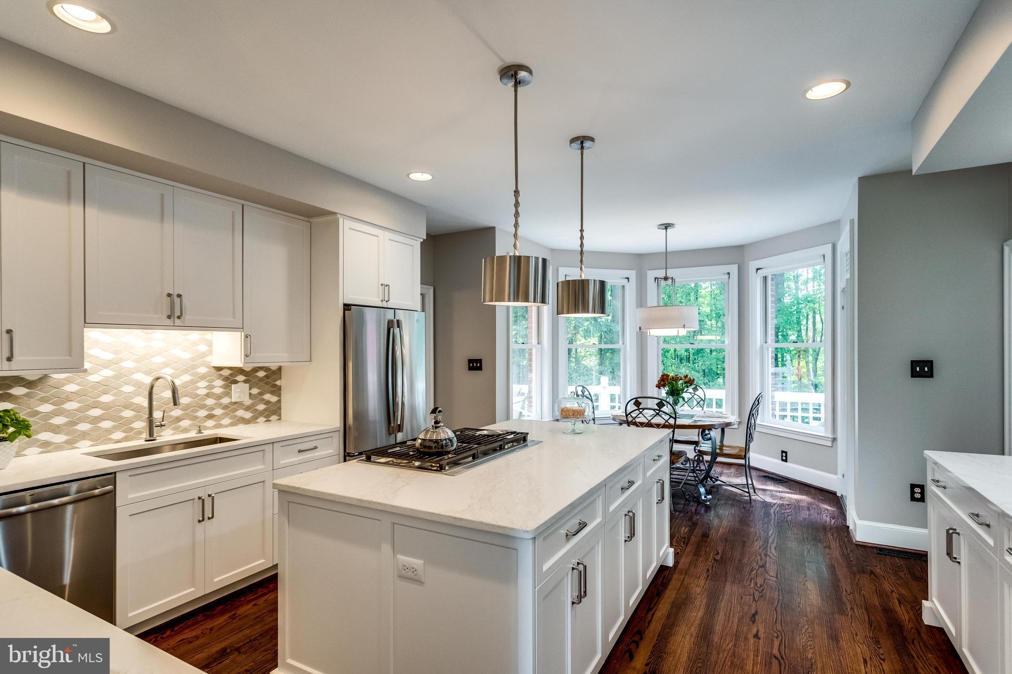 DOGWOOD KNOLLS - Residential