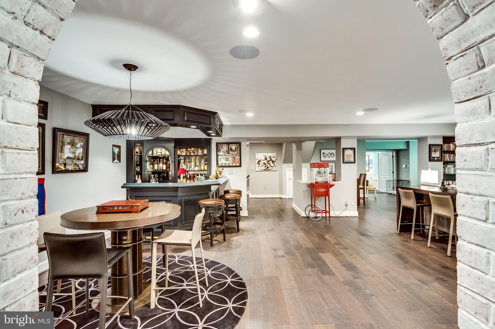 DOGWOOD KNOLLS - Residential