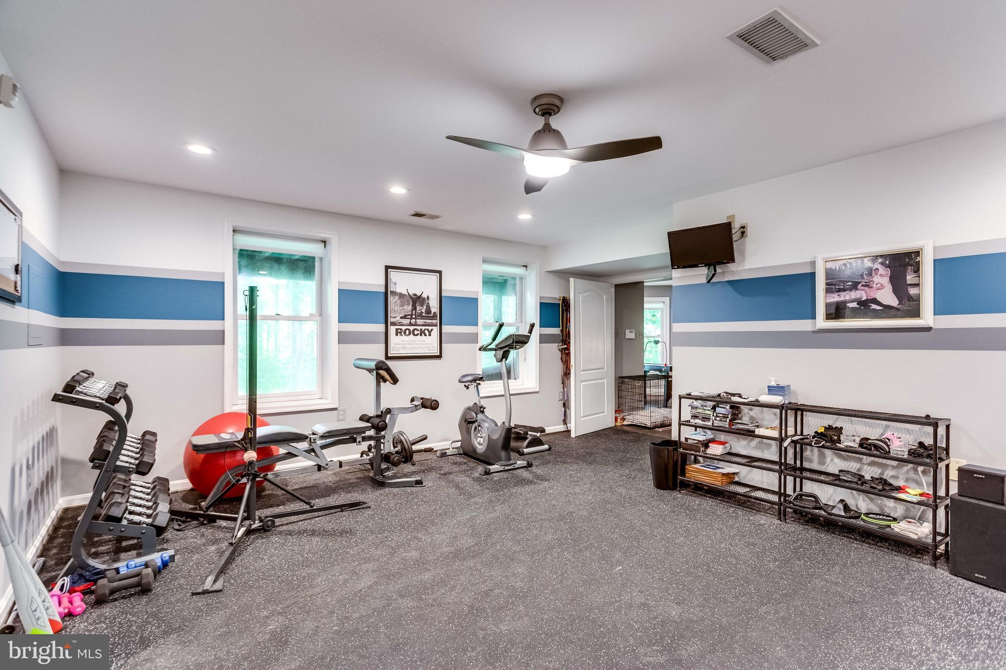 DOGWOOD KNOLLS - Residential