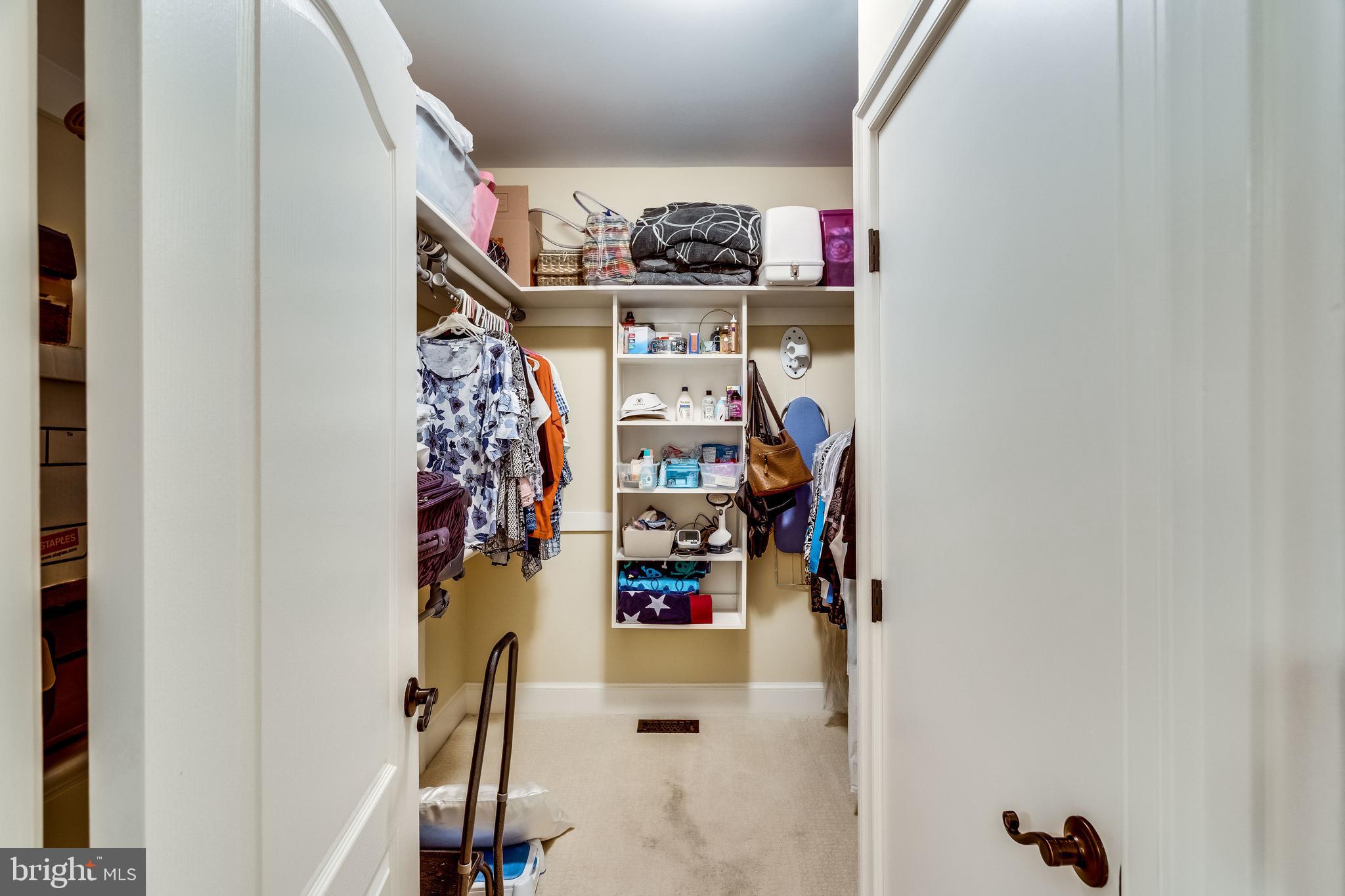 DOGWOOD KNOLLS - Residential