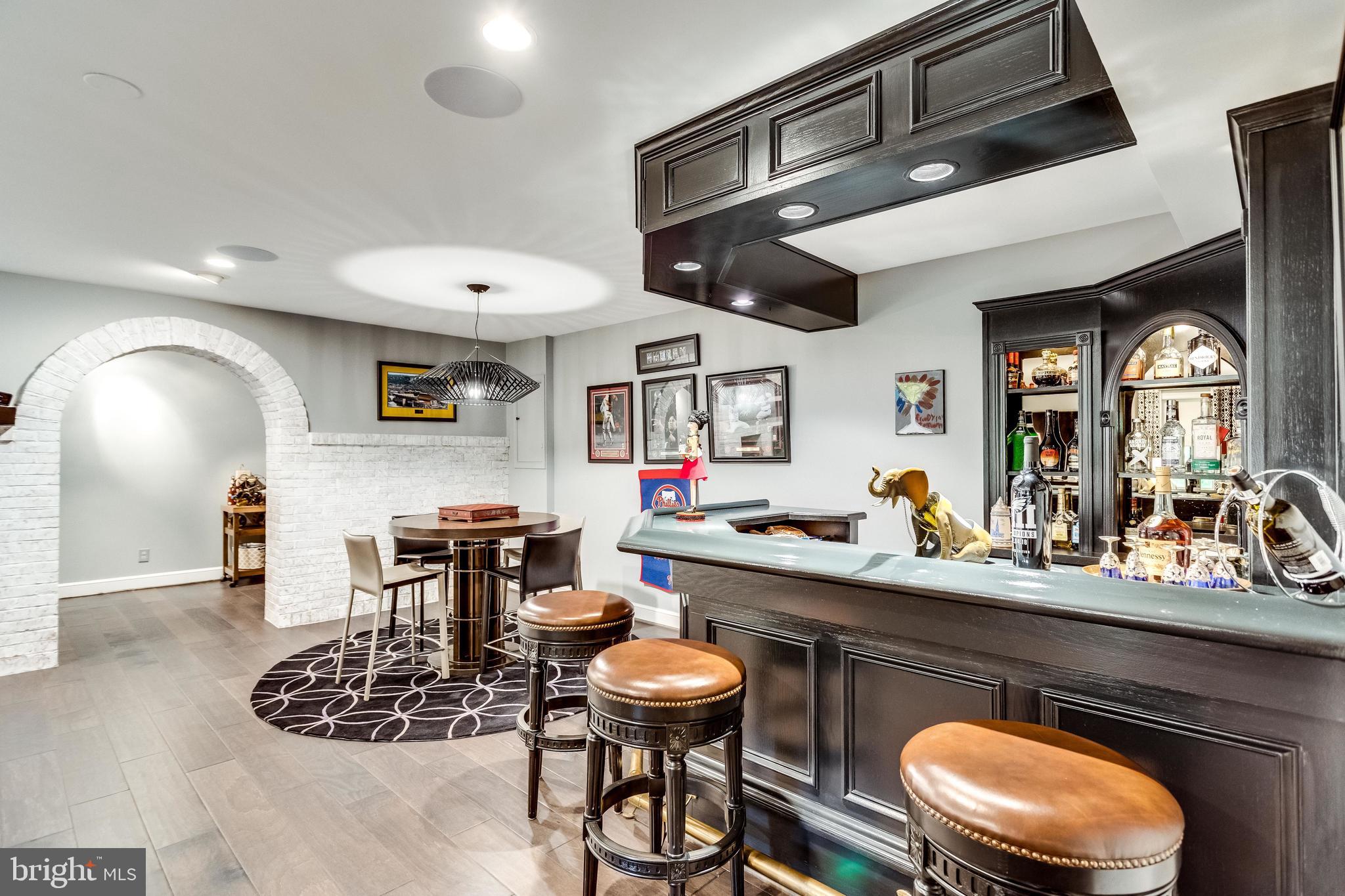 DOGWOOD KNOLLS - Residential