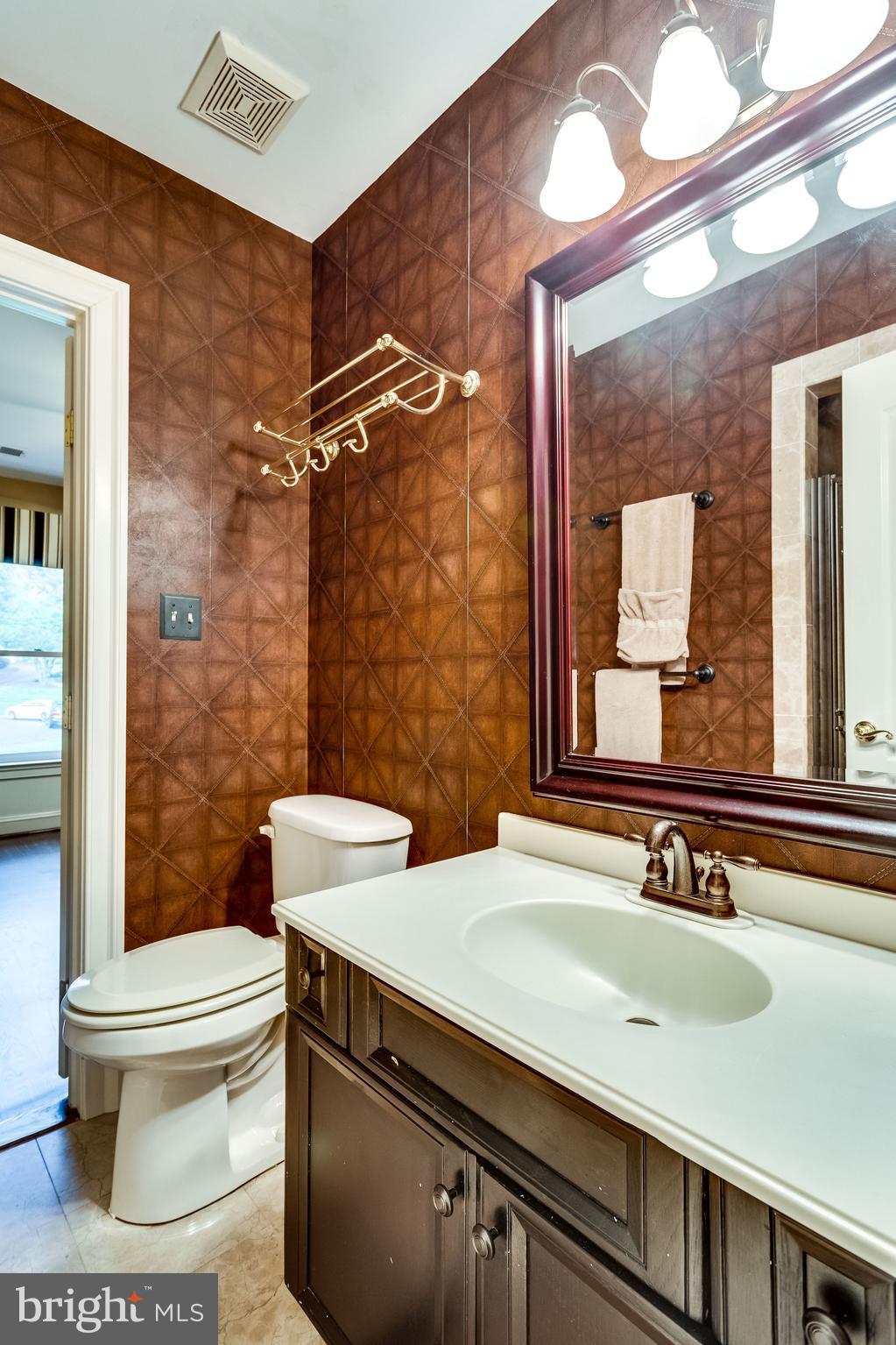 DOGWOOD KNOLLS - Residential