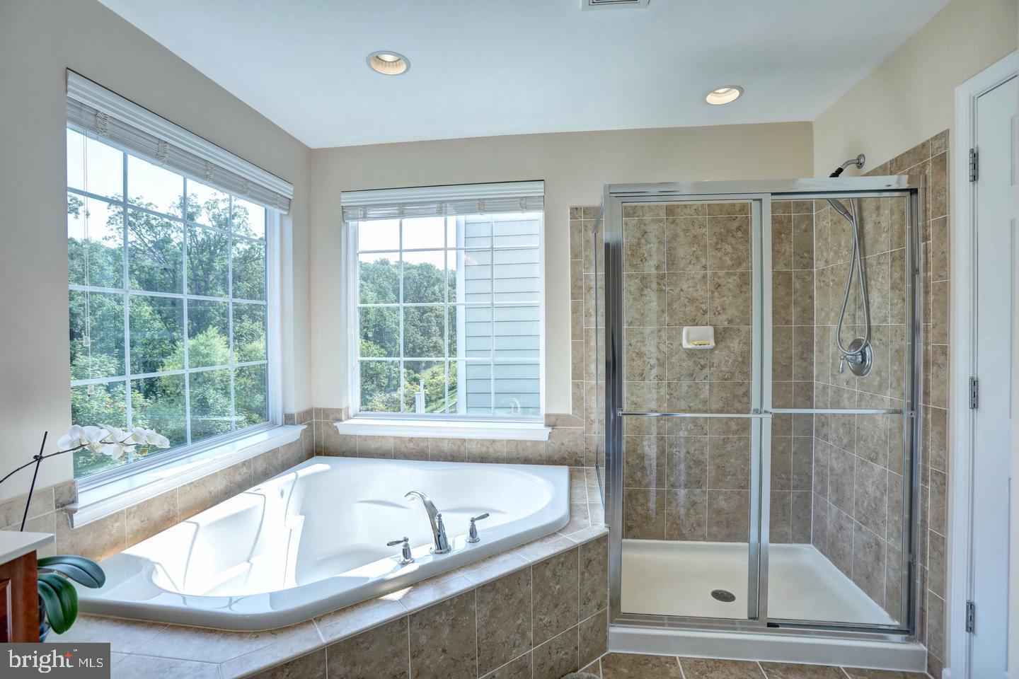 GOOSE CREEK VILLAGE NORTH - Residential Lease