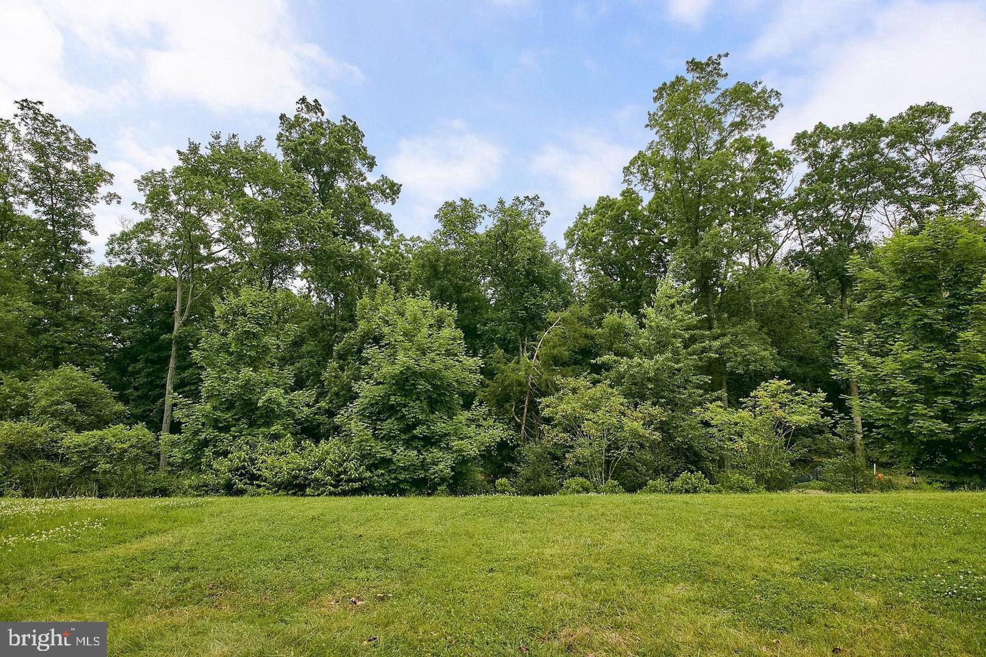 GOOSE CREEK VILLAGE NORTH - Residential Lease