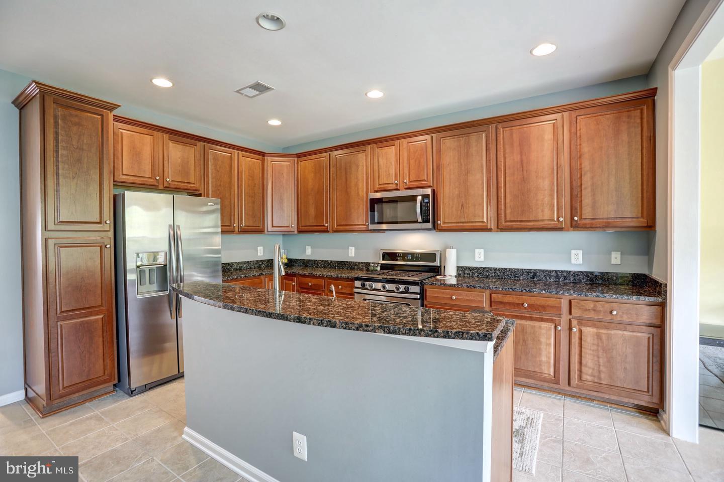 GOOSE CREEK VILLAGE NORTH - Residential Lease