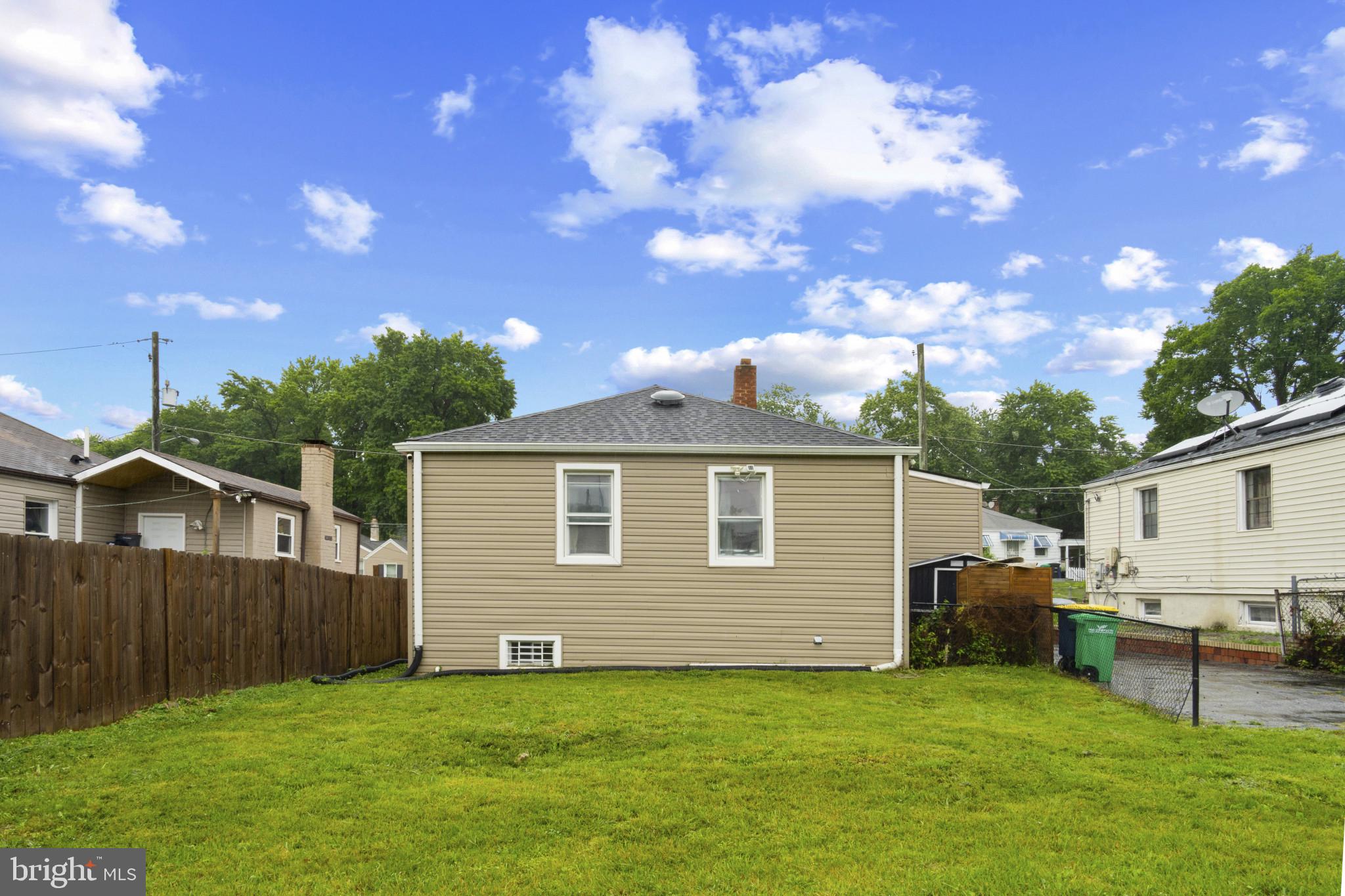 CHAPEL OAKS - Residential