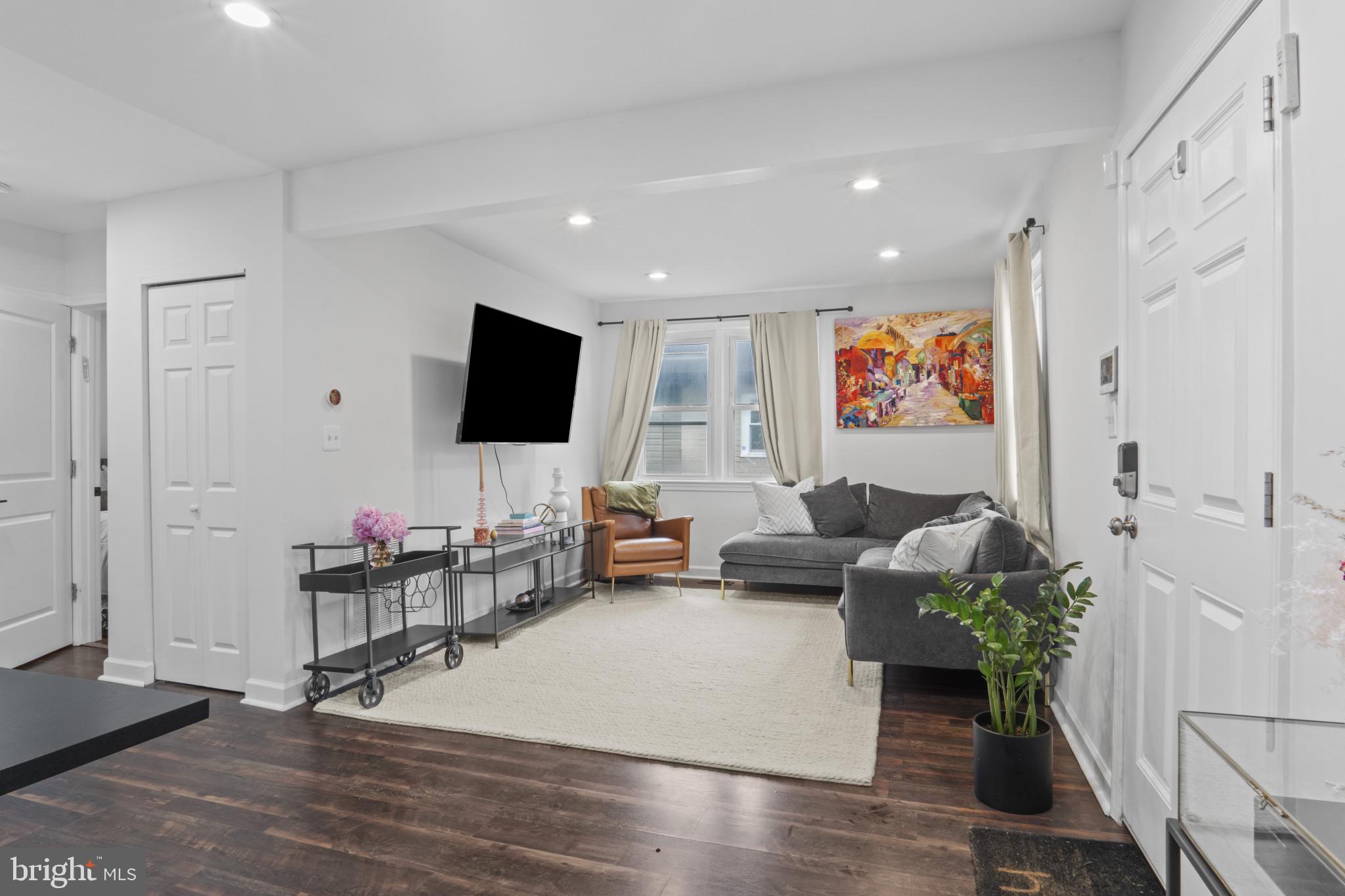 CHAPEL OAKS - Residential