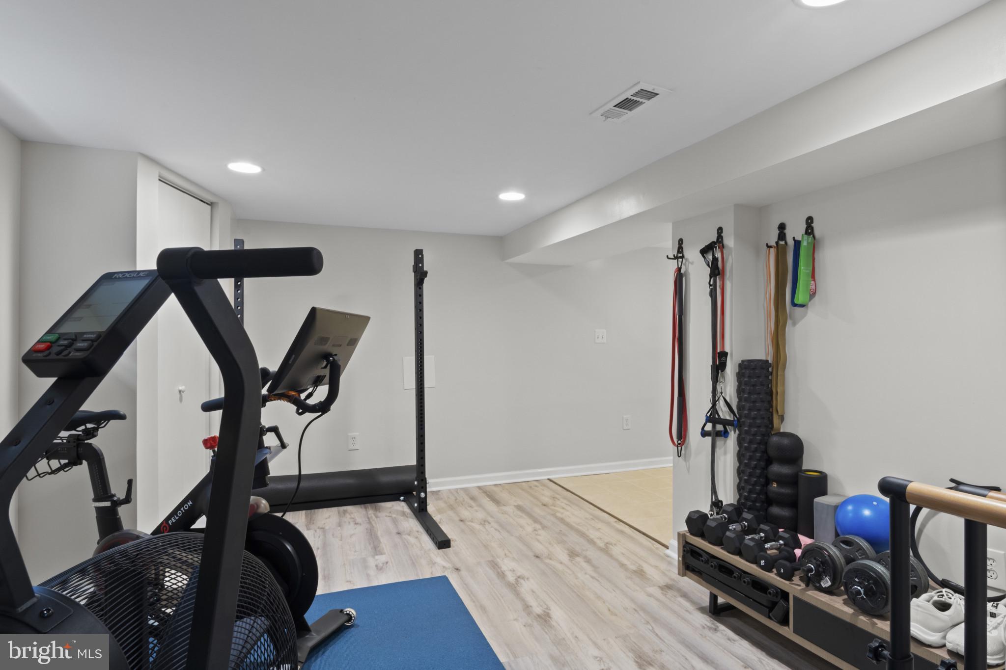 CHAPEL OAKS - Residential