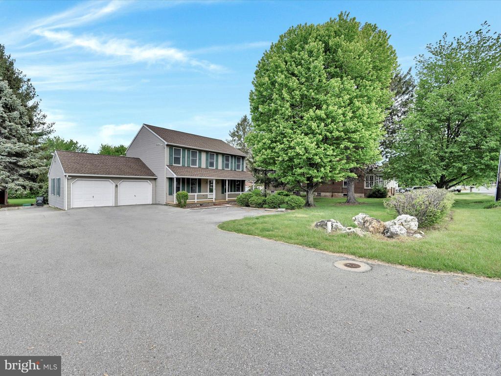 Photo of 2635 COLUMBIA AVE, LANCASTER, PA 17603 (MLS # PALA2034402)