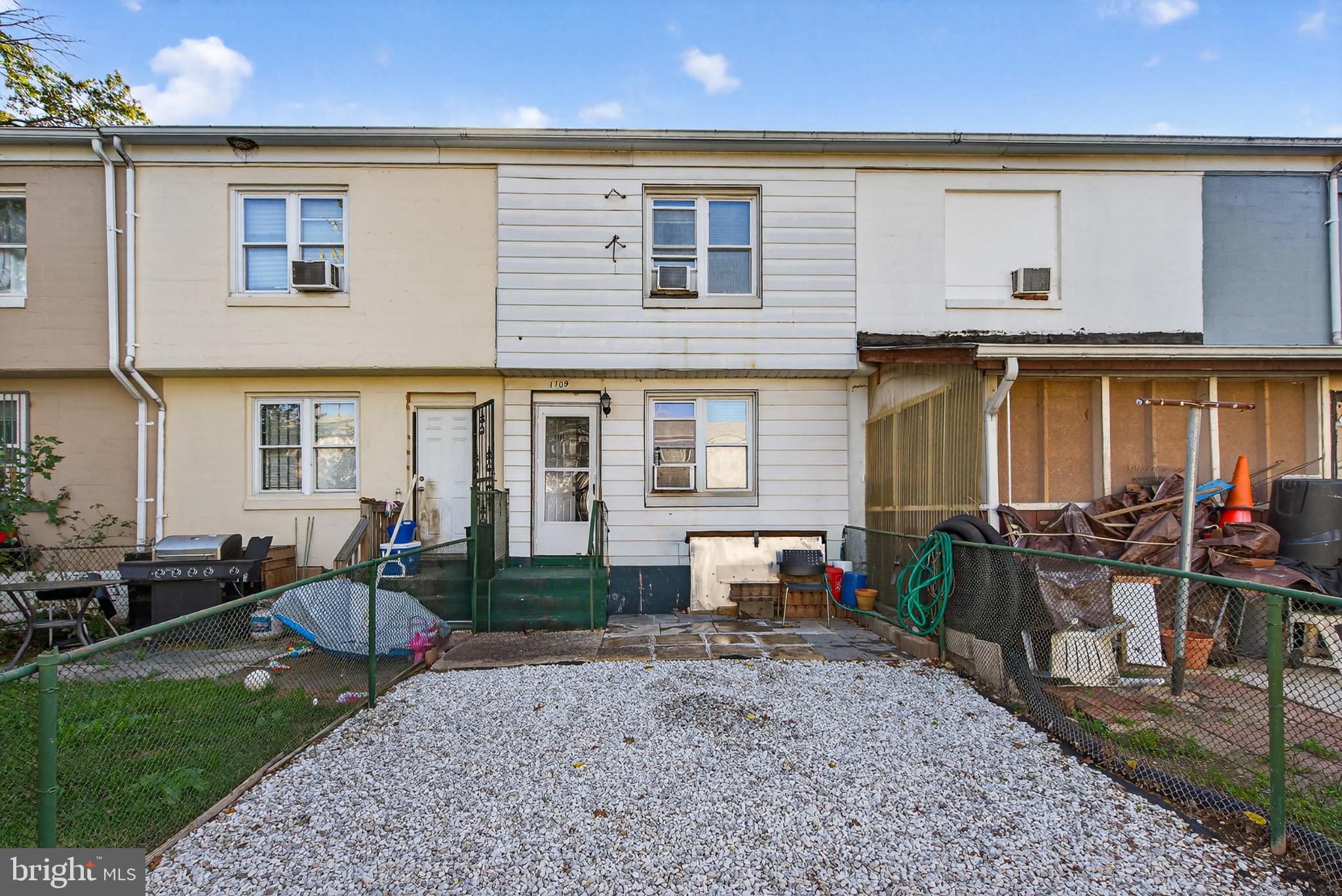 ARMISTEAD GARDENS - Residential