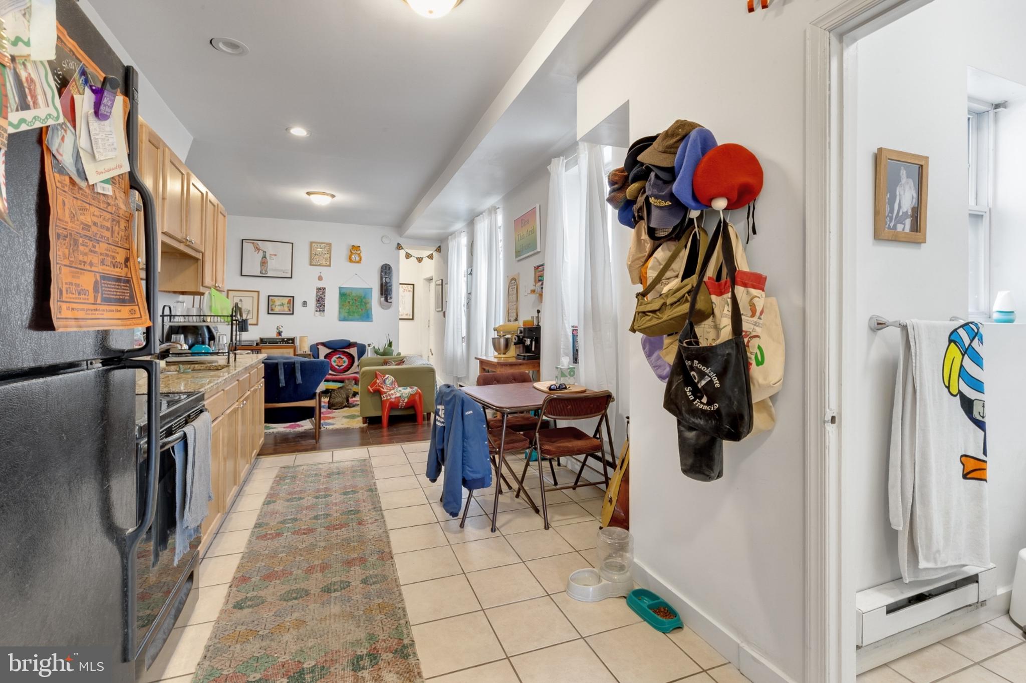 EAST KENSINGTON - Residential Income