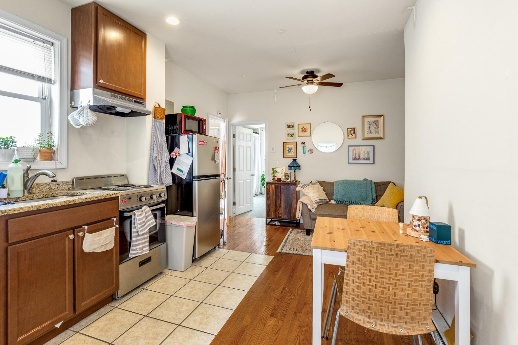 EAST KENSINGTON - Residential Income