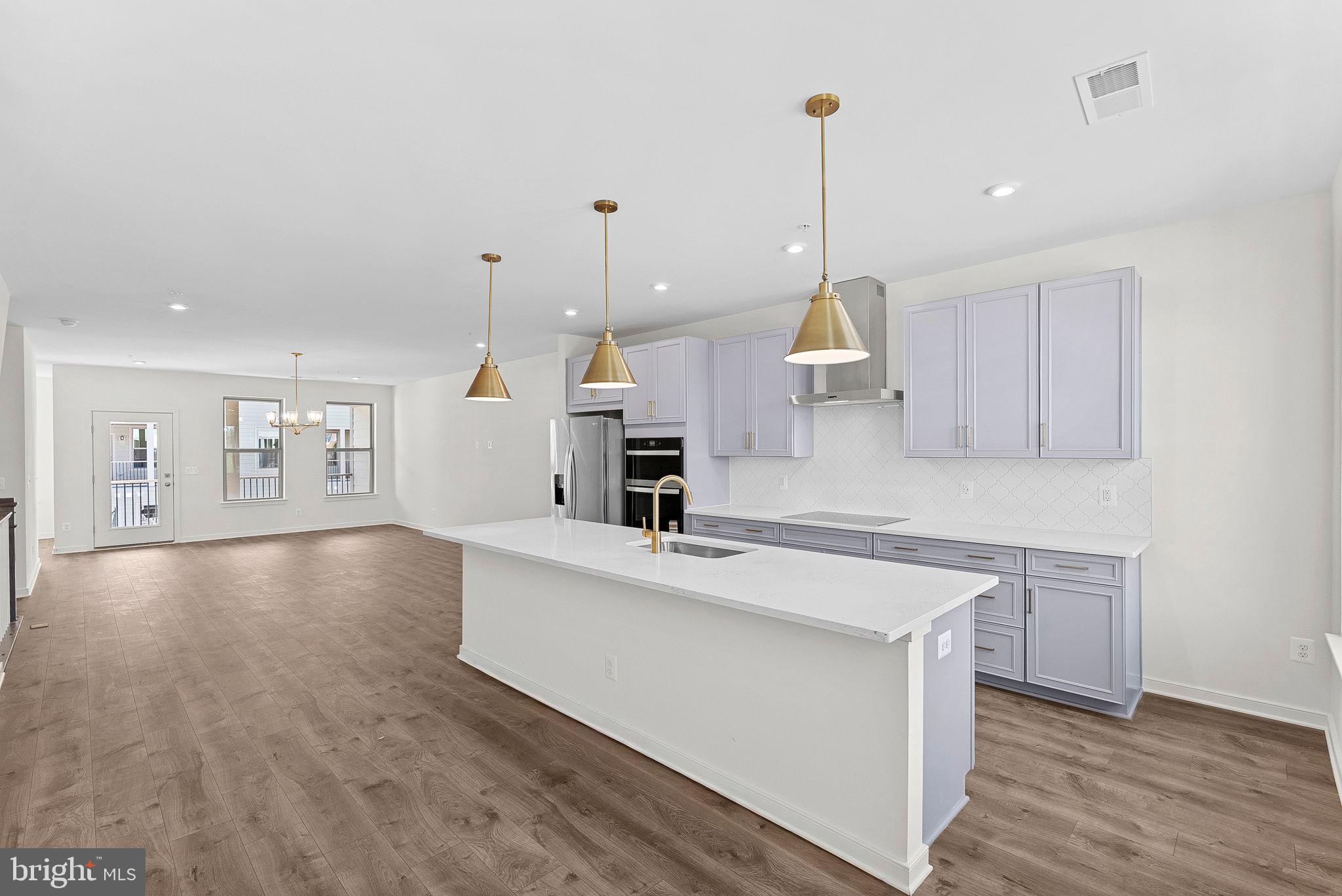 19713 MISTY MOSS SQUARE