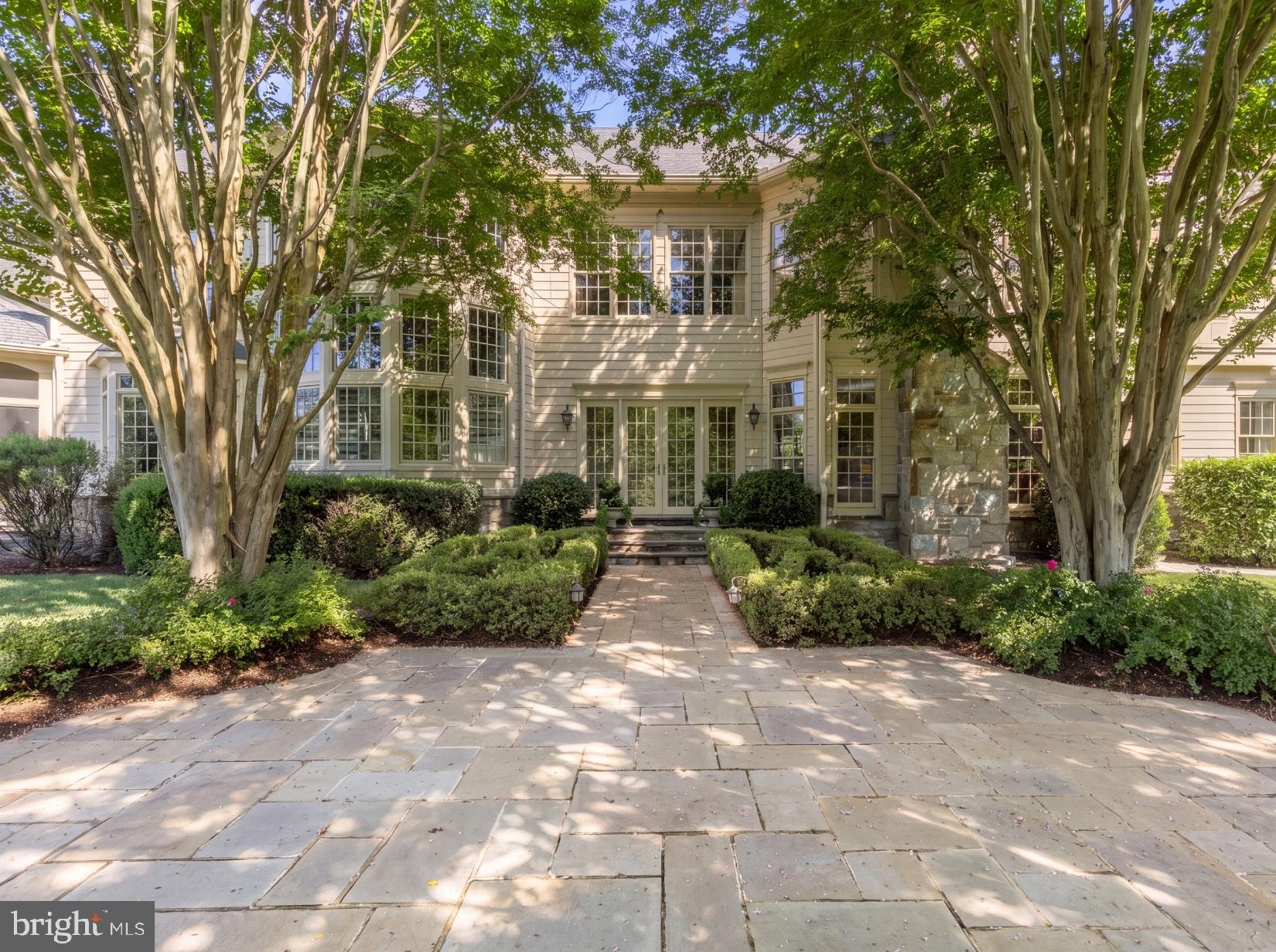 1205 TOWLSTON ROAD