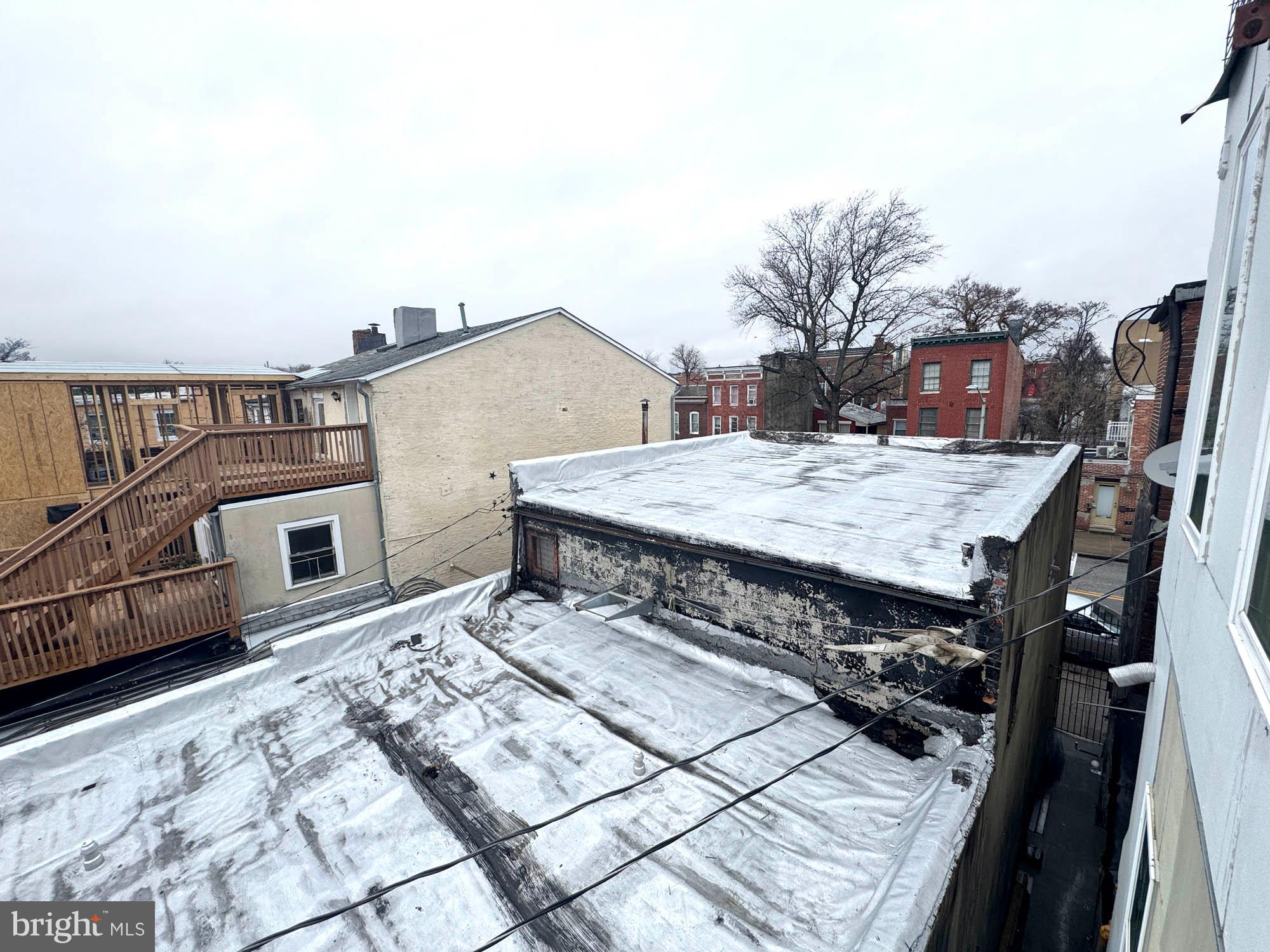 HOLLINS MARKET - Commercial Sale