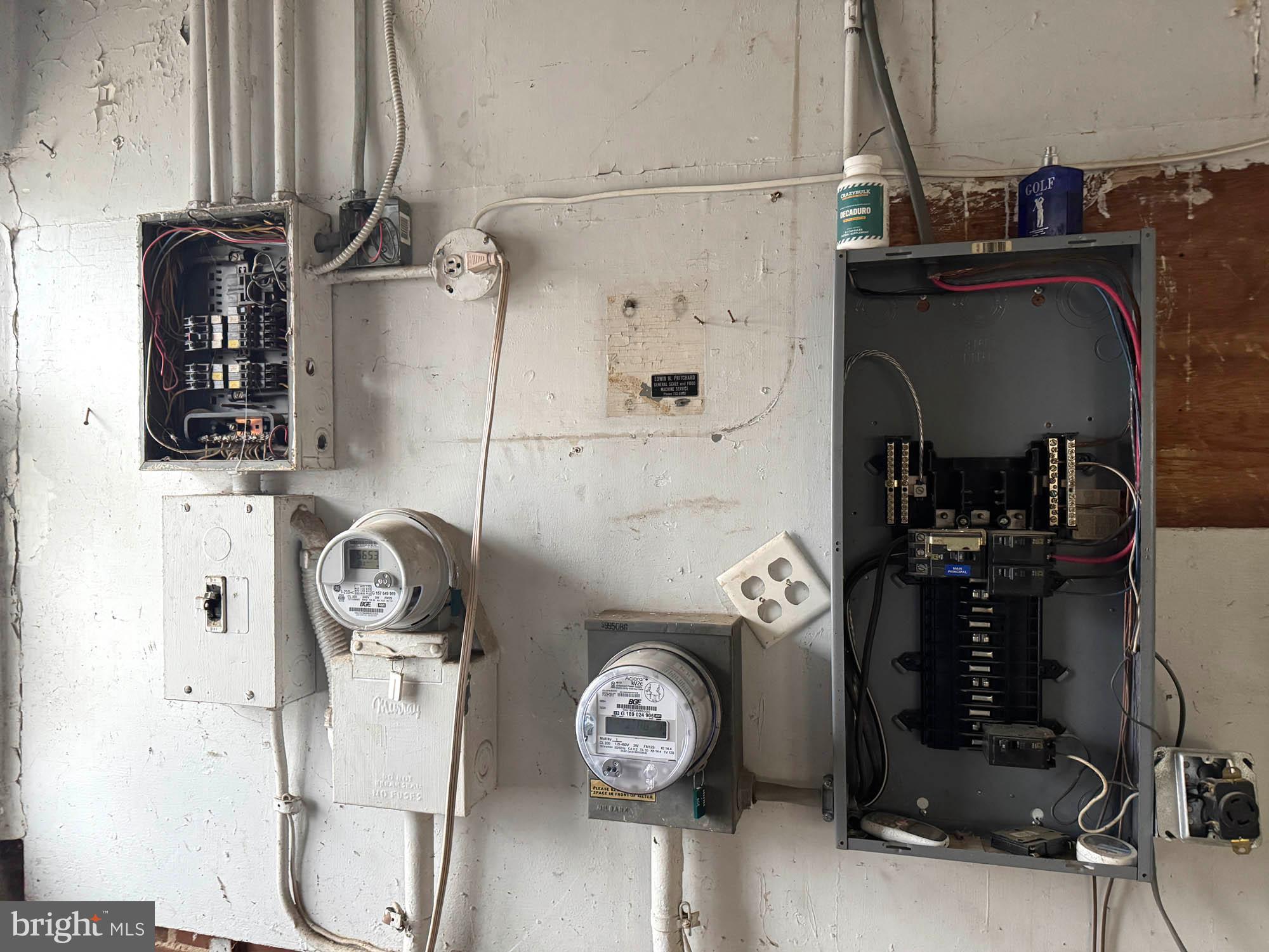 HOLLINS MARKET - Commercial Sale