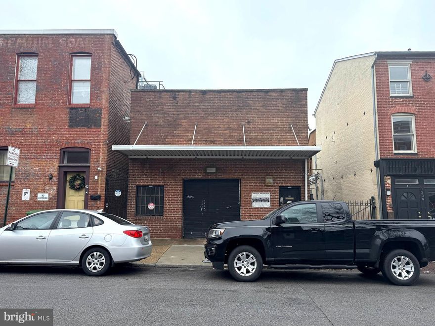 ONLINE REAL ESTATE AUCTION!!  Bidding Opens - Monday, April 20, 2026. Bidding Closes - Tuesday, April 21, 2026 at 12:30 PM. List price is opening bid only. Commercial warehouse building with roll-up door and drive-in access, located directly across from the recently revitalized Hollins Market. The immediate area is experiencing strong development momentum, with new residential, commercial, and mixed-use projects transforming the neighborhood. Convenient access to the city is provided via major thoroughfares such as Lombard Street and Martin Luther King Jr. Boulevard. Public transportation is in abundance.

The auction offers an opportunity to acquire a value-add warehouse in a well-positioned area with significant upside potential.