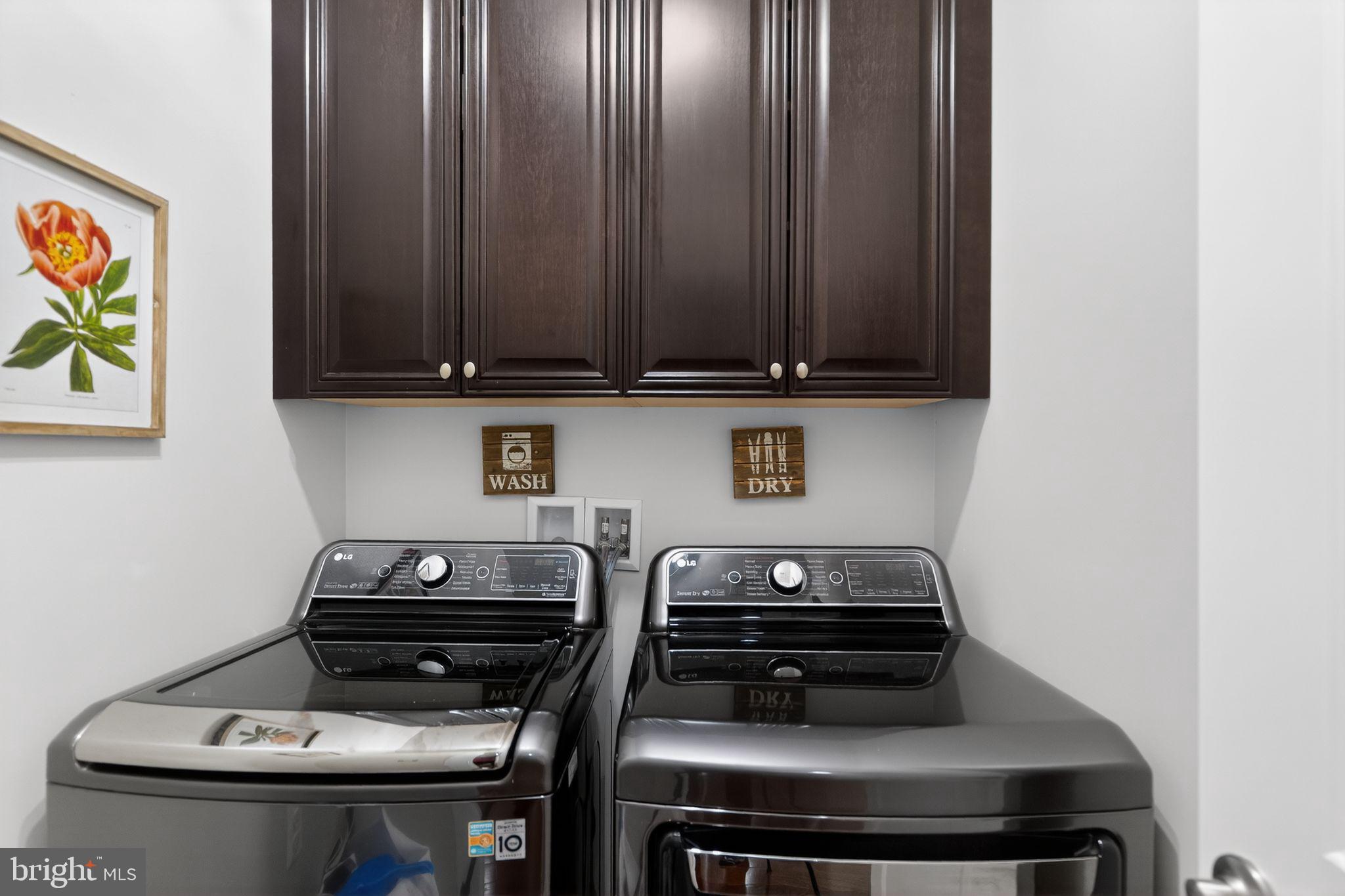 SUBURBAN GREENE - Residential