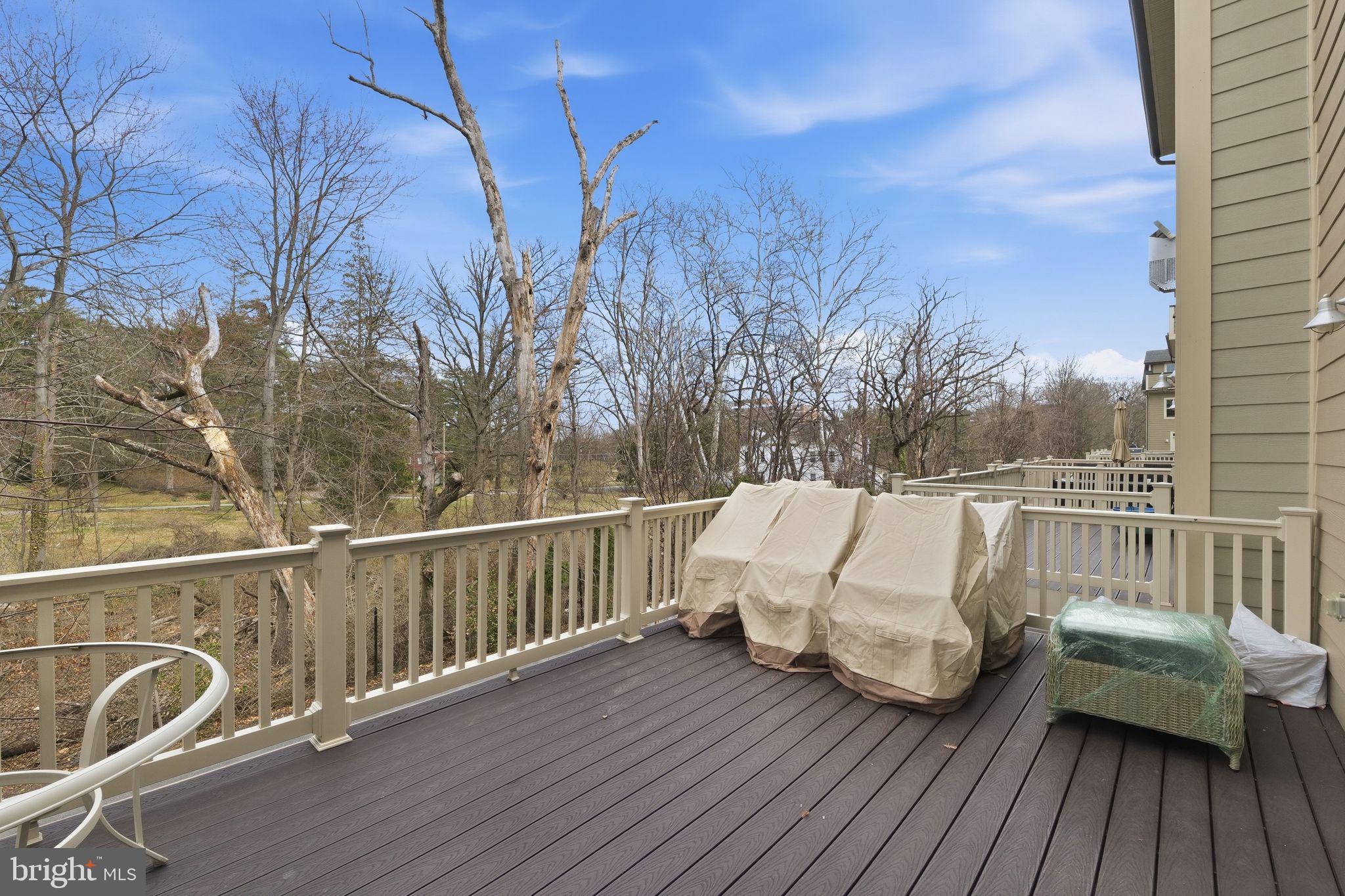 SUBURBAN GREENE - Residential