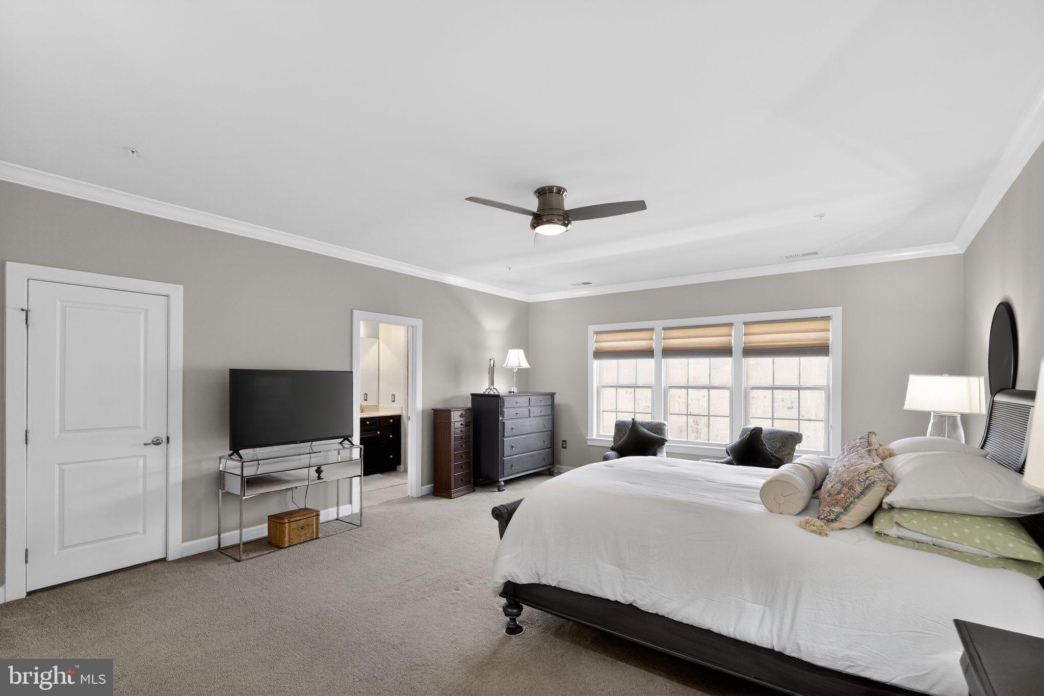 SUBURBAN GREENE - Residential